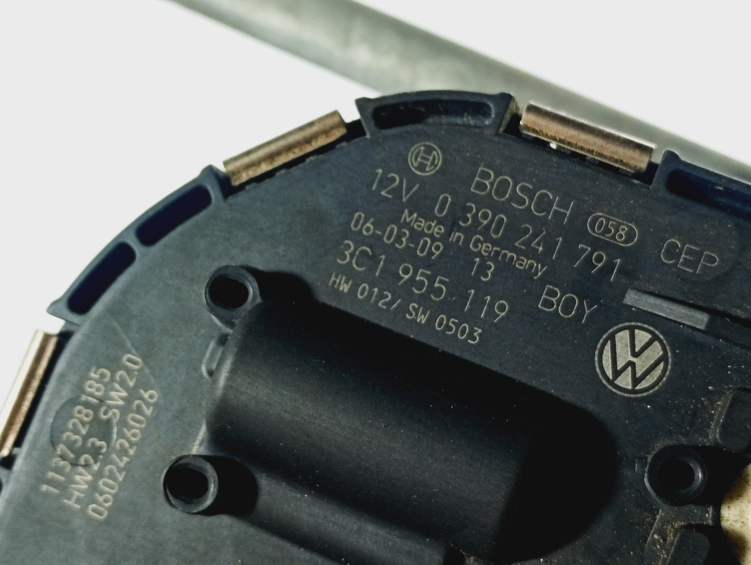Wischergestänge przednich OE 3C1955119 VW Passat B6 05-10