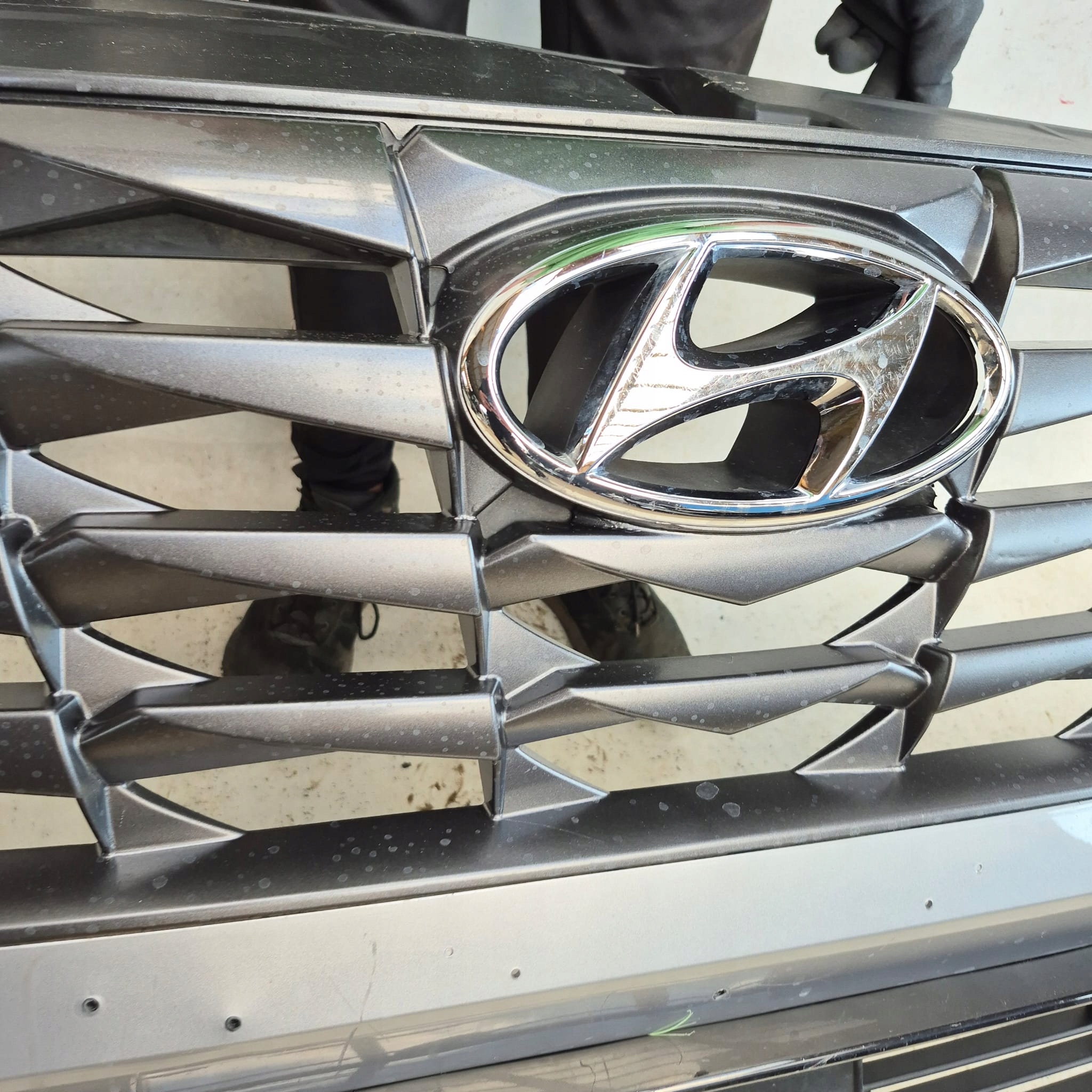 HYUNDAI TUCSON IV 4 20-> bumper front front PDC