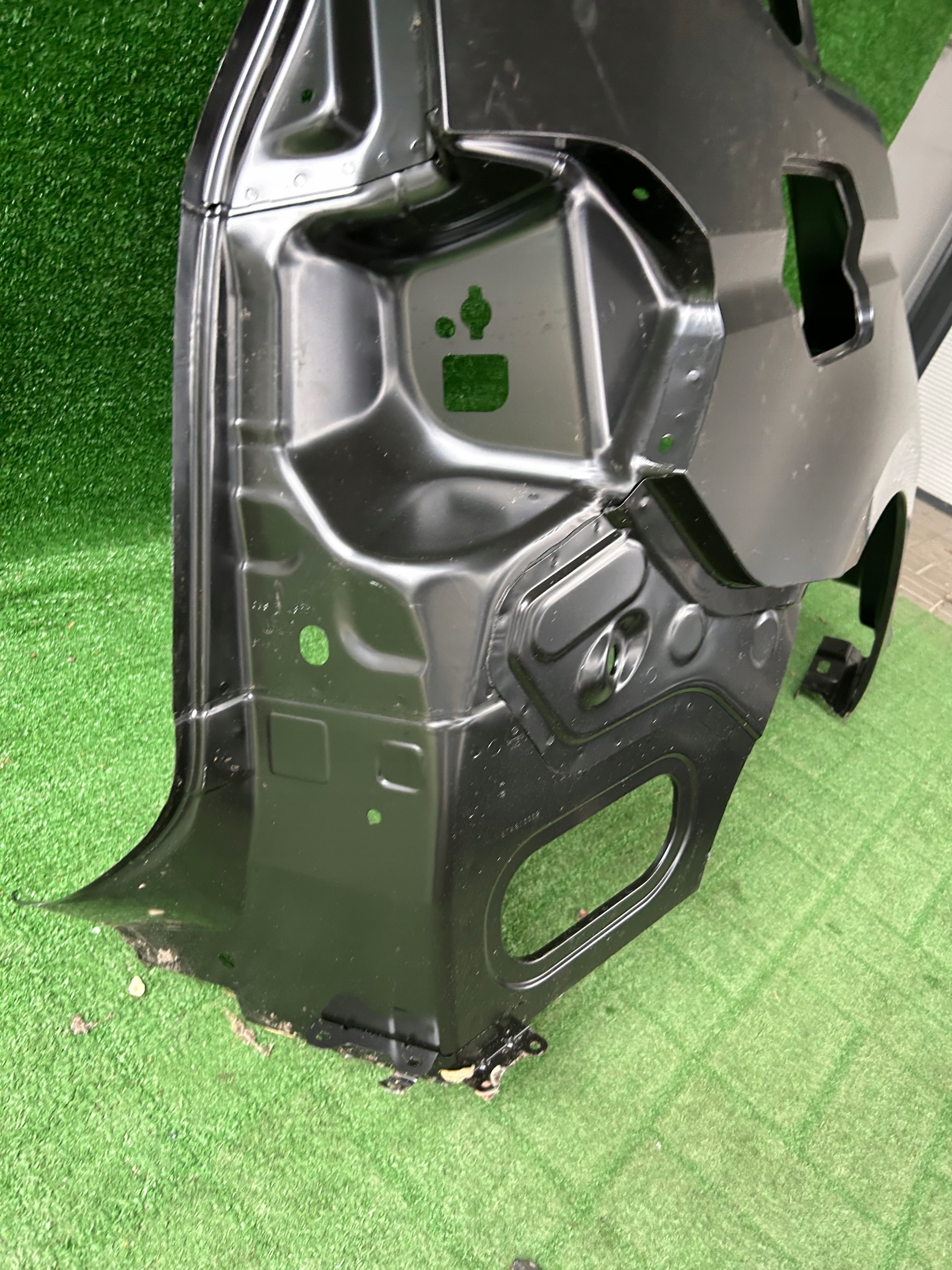 VW TOURAN 5TA PARAFANGO POSTERIORE DESTRA 2015-2023 5TA809052