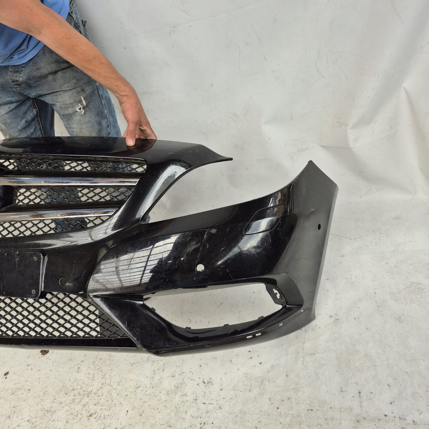 MERCEDES B-KLASA W246 11- bumper front front SPR PDC A2468850525
