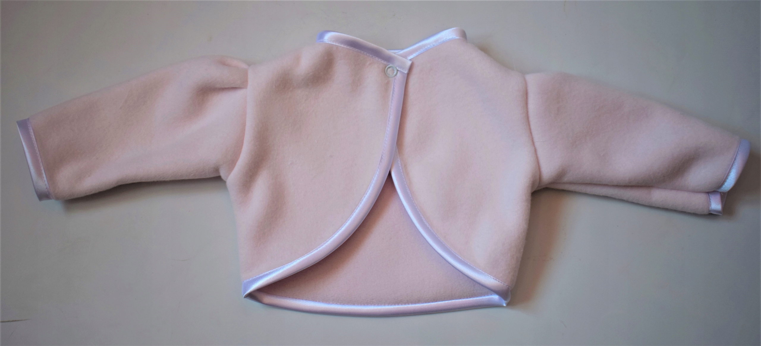 Bolerko Polarowe Białe Różowe do CHRZTU 56/62 Rodzaj sweterek