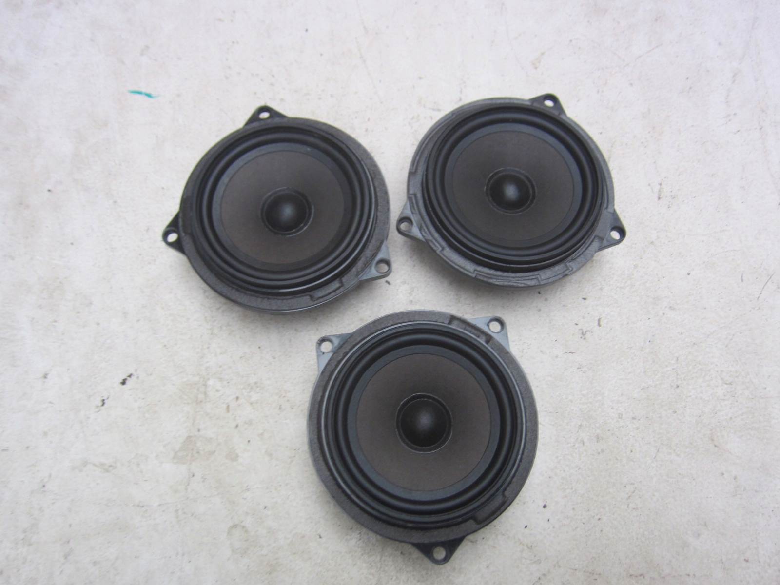 BMW E90 E87 E91 E84 speaker 65136970929 6970929 65139143232 9143232
