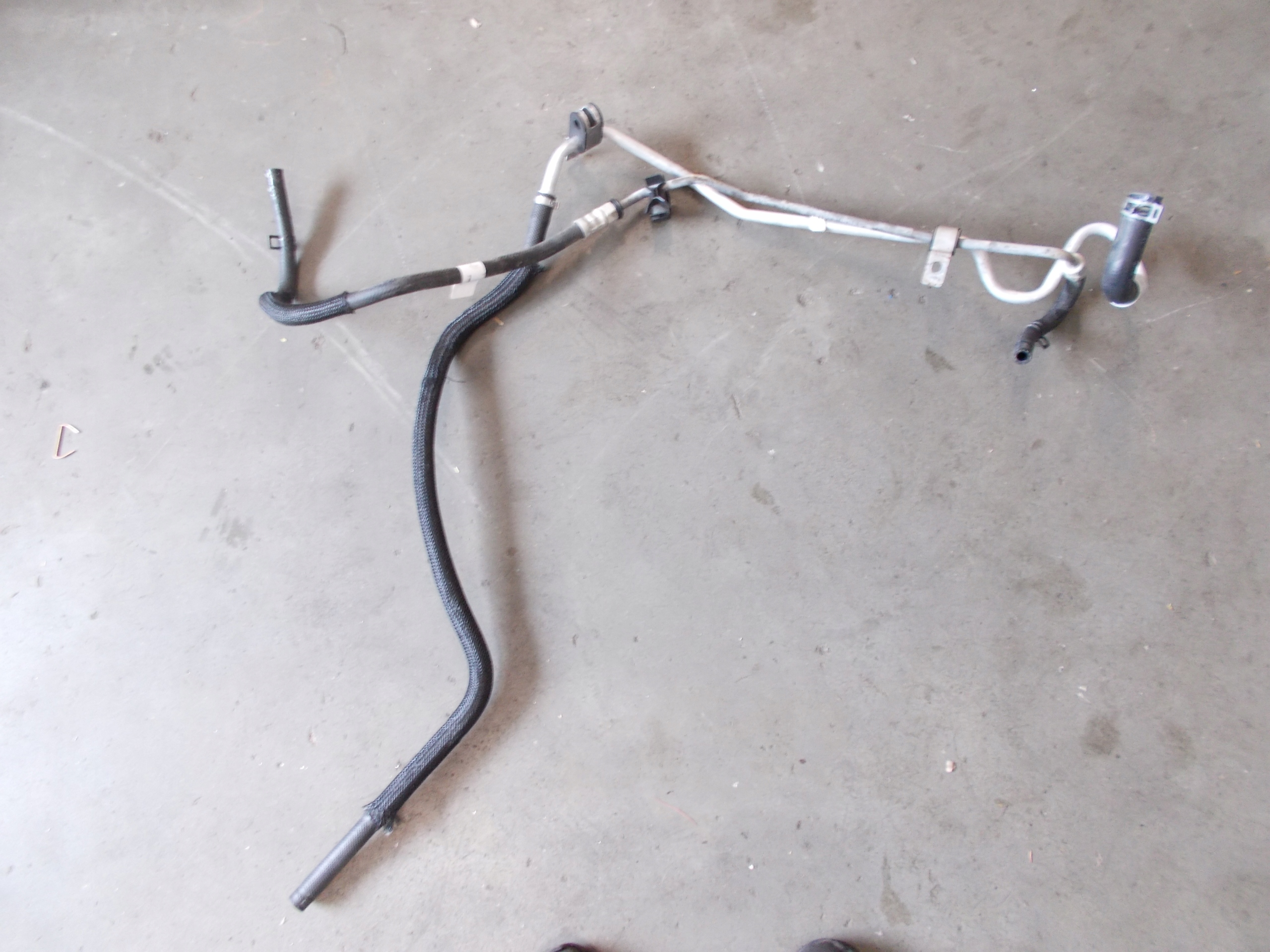 05154470AA - КАБЕЛЬ ГИДРОУСИЛИТЕЛЯ JEEP GRAND CHEROKEE 3,0