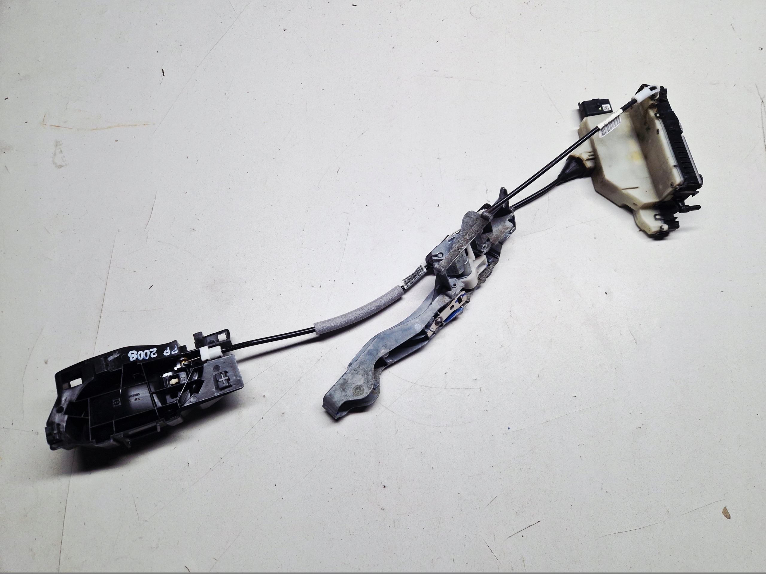PEUGEOT 2008 lock handle door right front 9812500780 KOMPLET