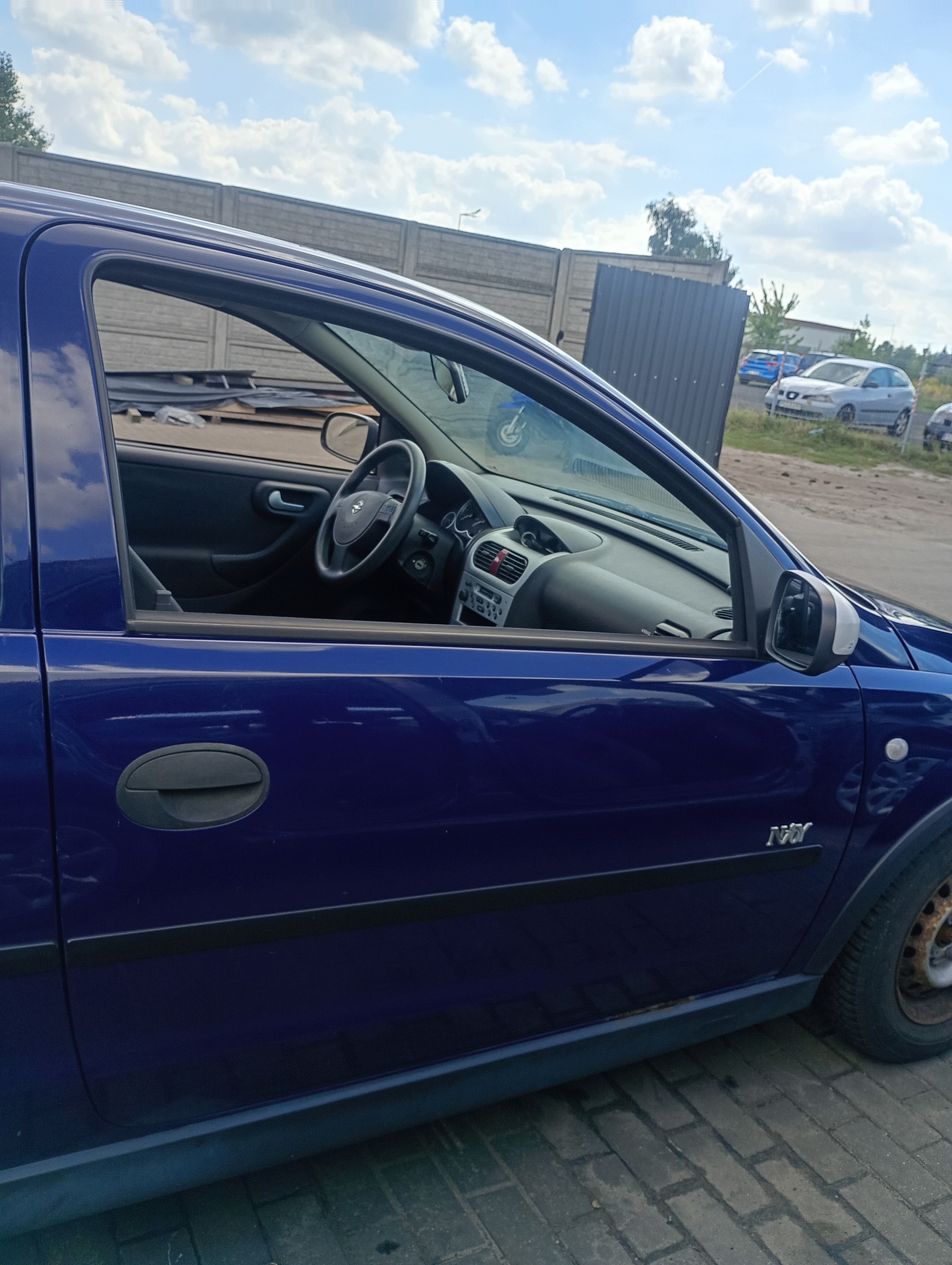 door right front front Opel Corsa C 00-09 kod lakieru Z20Z