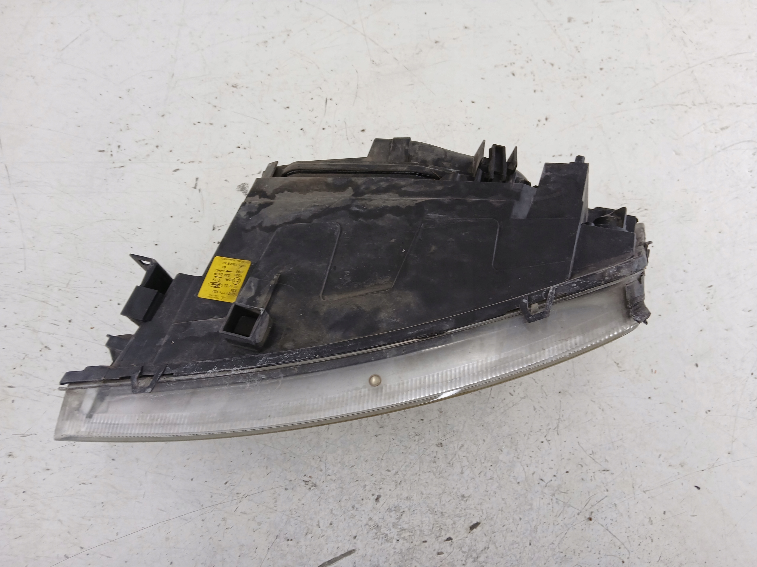 FORD MONDEO MK3 light right front
