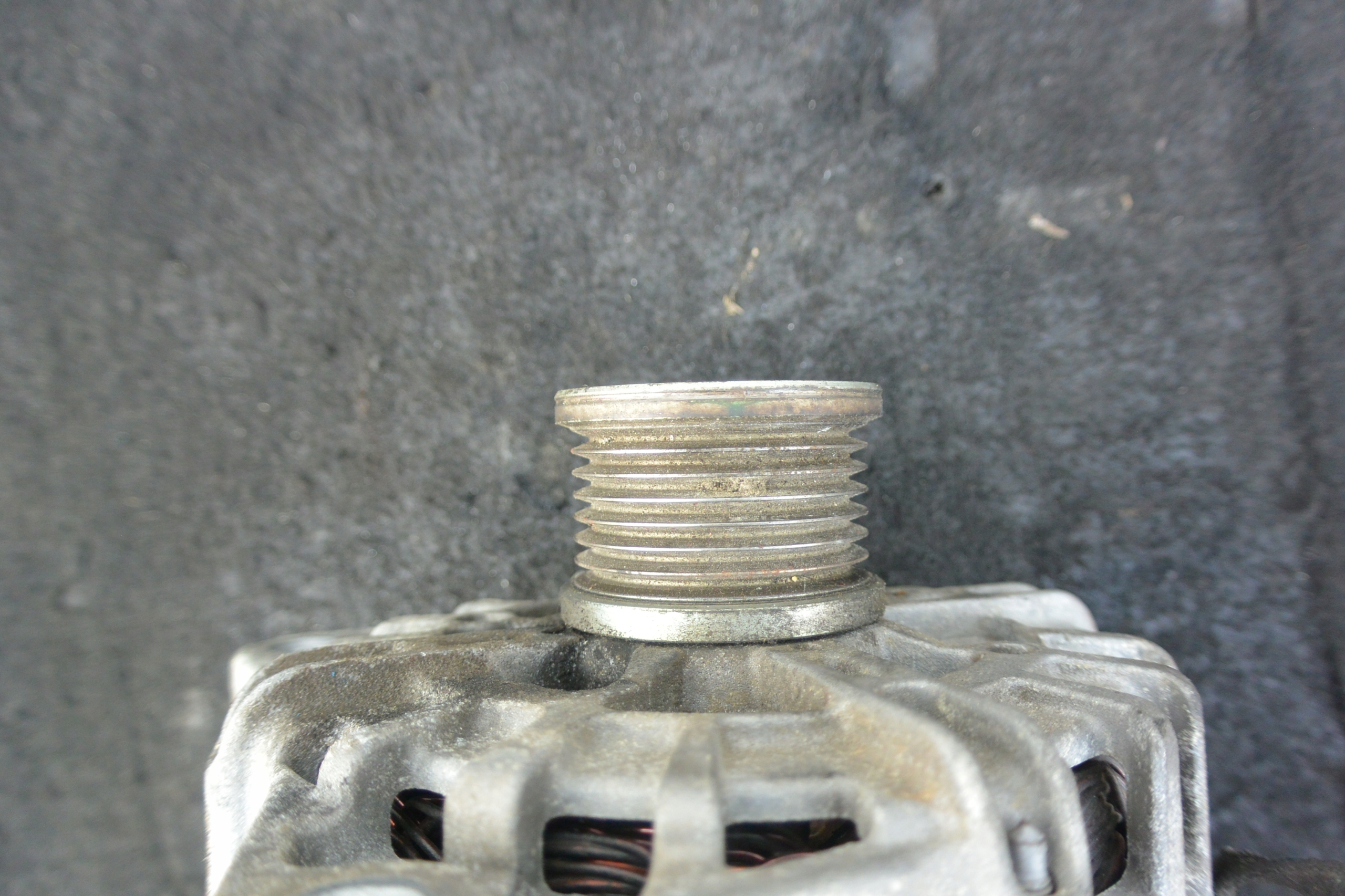 alternator 180A RENAULT TRAFIC III 2.0 DCI