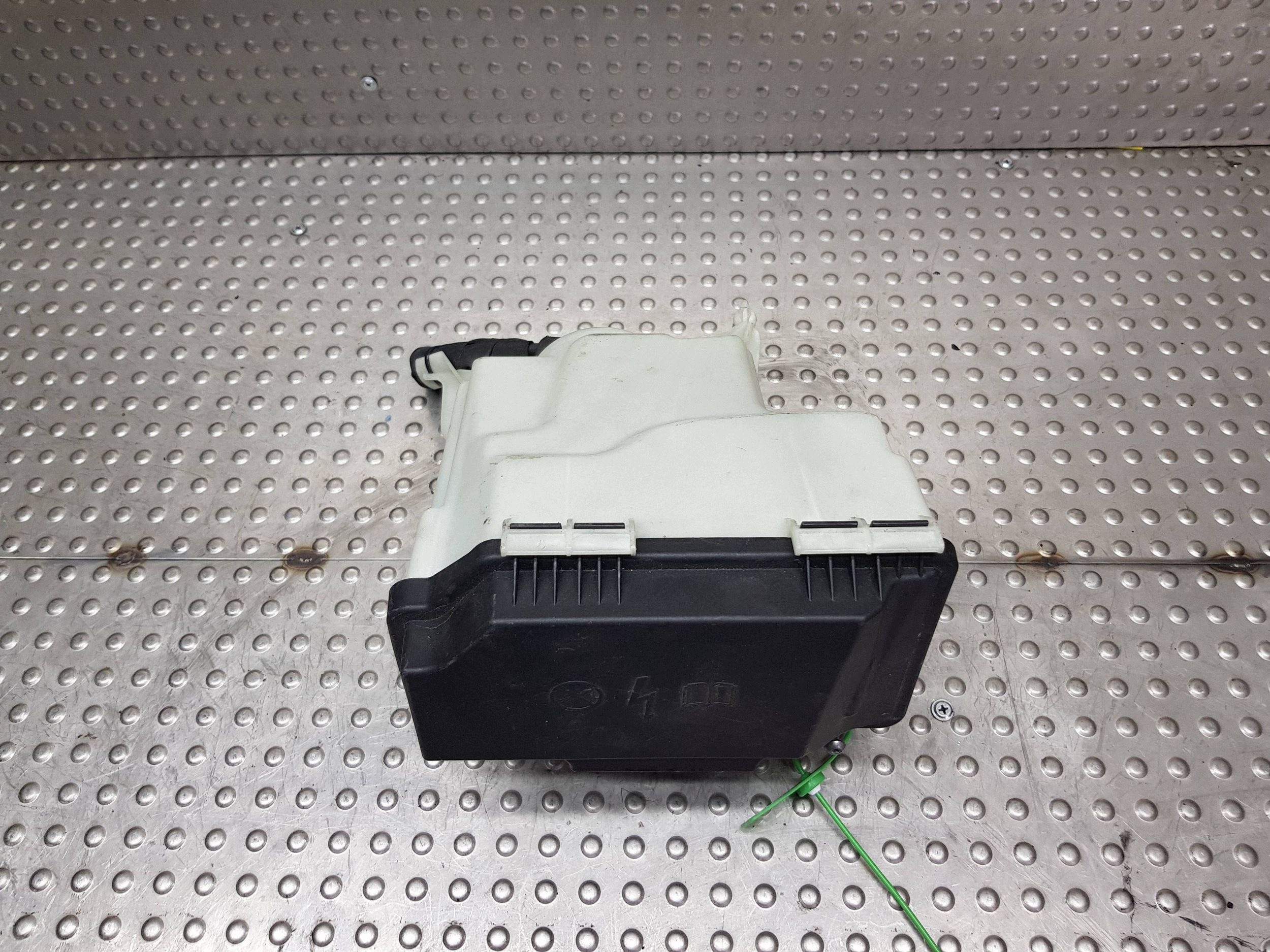 Module fusibles A2055402328 MERCEDES W205
