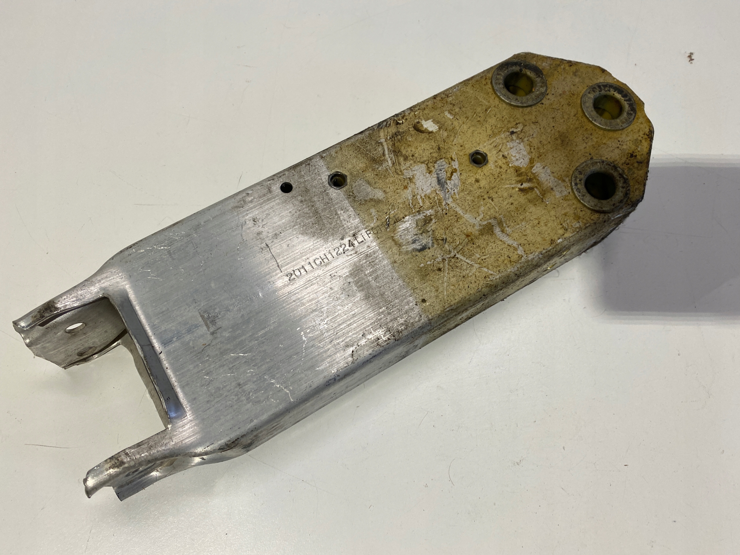 ORYGINALNA STREFA ZGNIOTU BMW 7 F01 LEWA SZTYCA