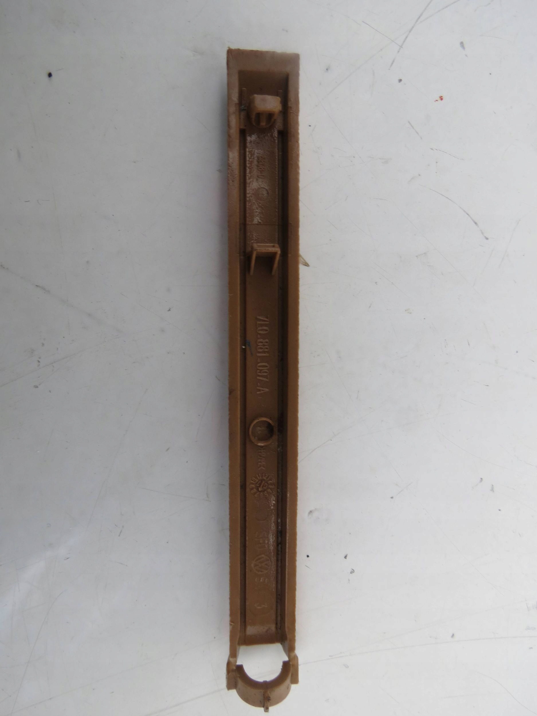 Blende Abdeckung SZYN SITZ vorne PORSCHE CAYENNE 7L0881097A