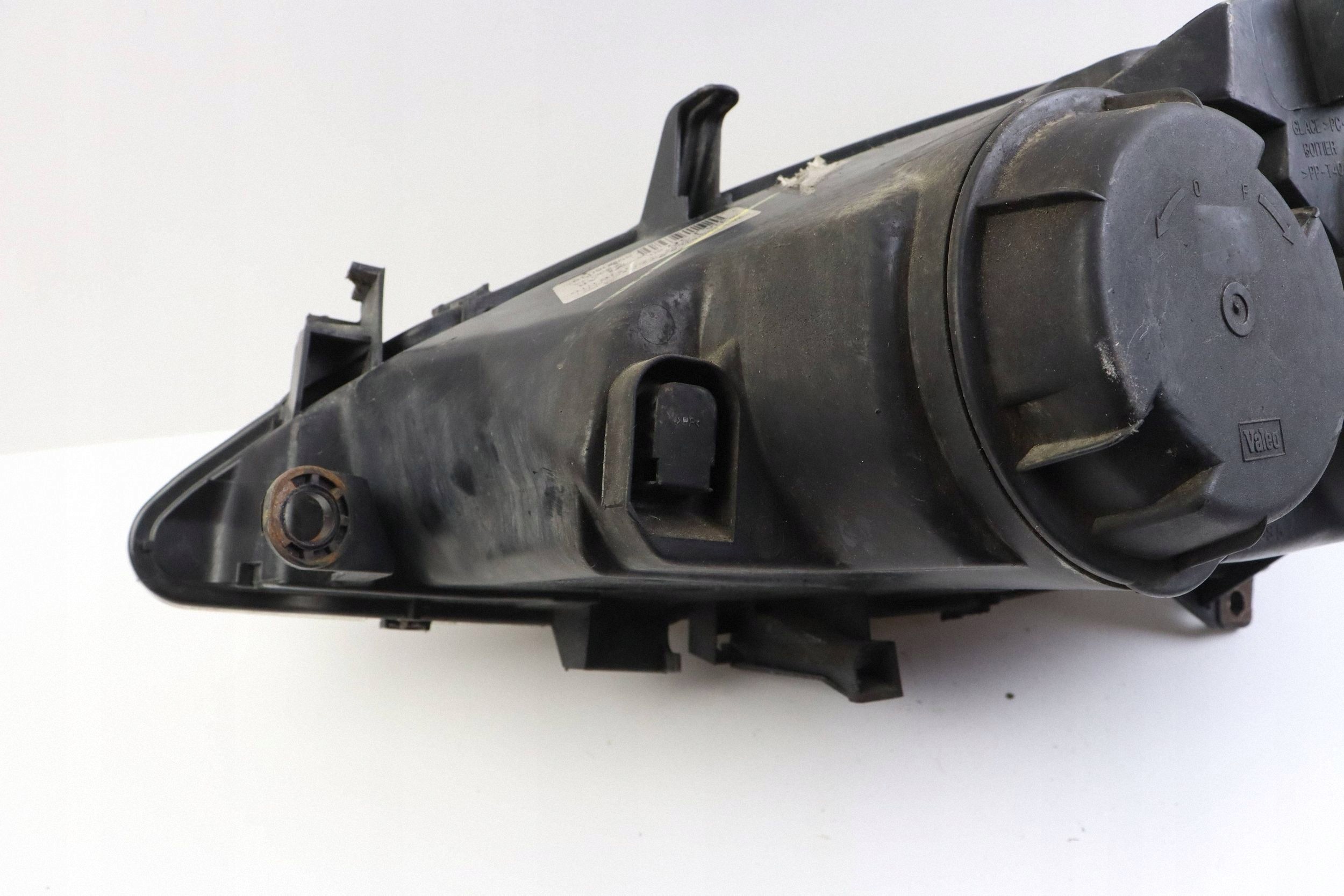 PEUGEOT 307 and light front right front 9641615680 89005039 EUROPA