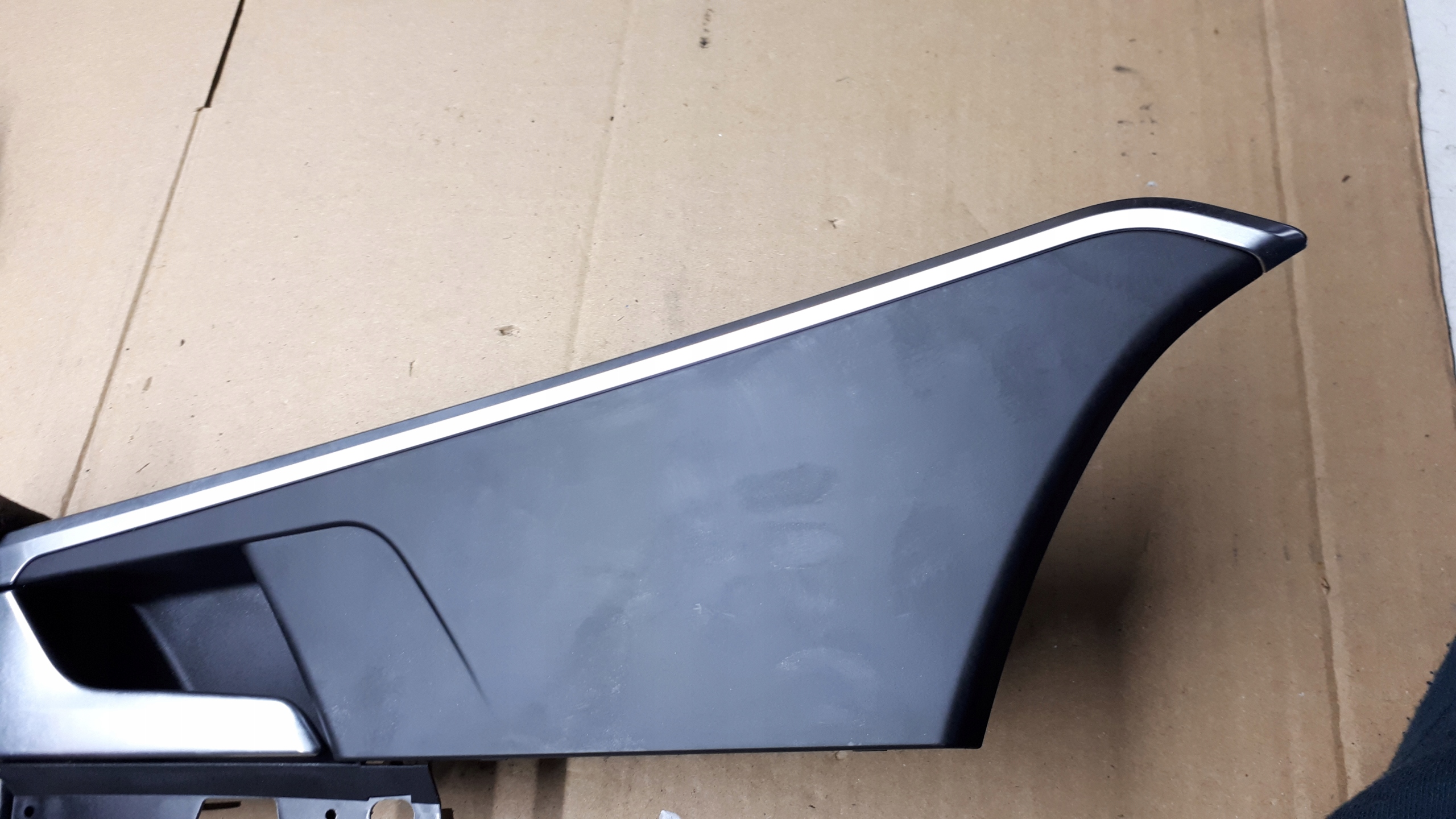 Audi A4 A5 8W ручка двери внутренняя 8W0959521A