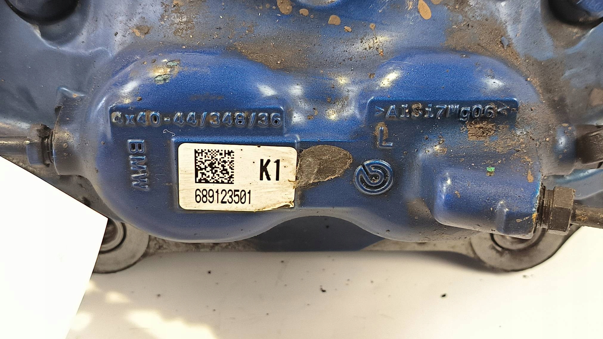 caliper brake front left 689123501 BMW 5 530D G30 m-packet