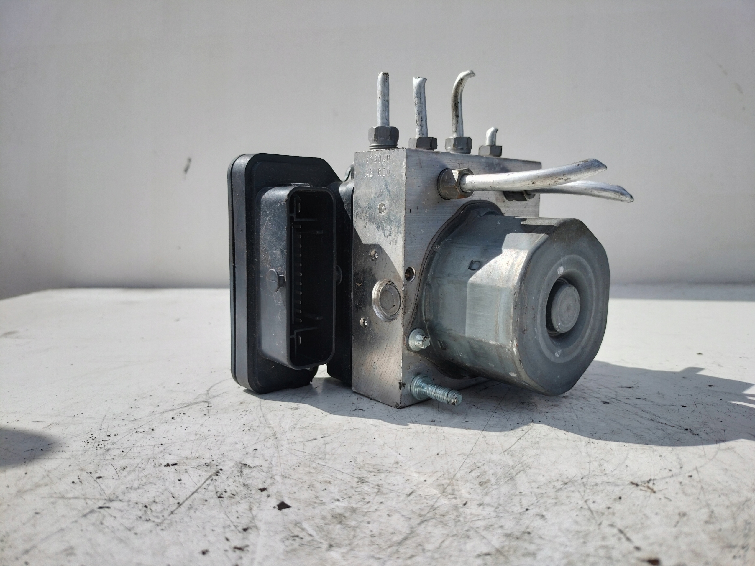 RENAULT TWINGO III pompa ABS A4539004507 476604765R