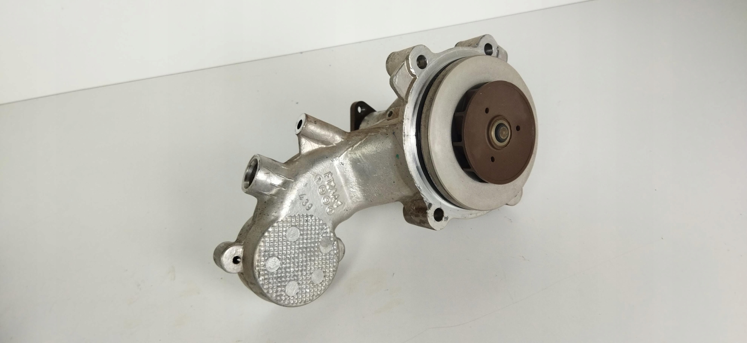 MUSTANG VI 15- 5.0 V8 water pump