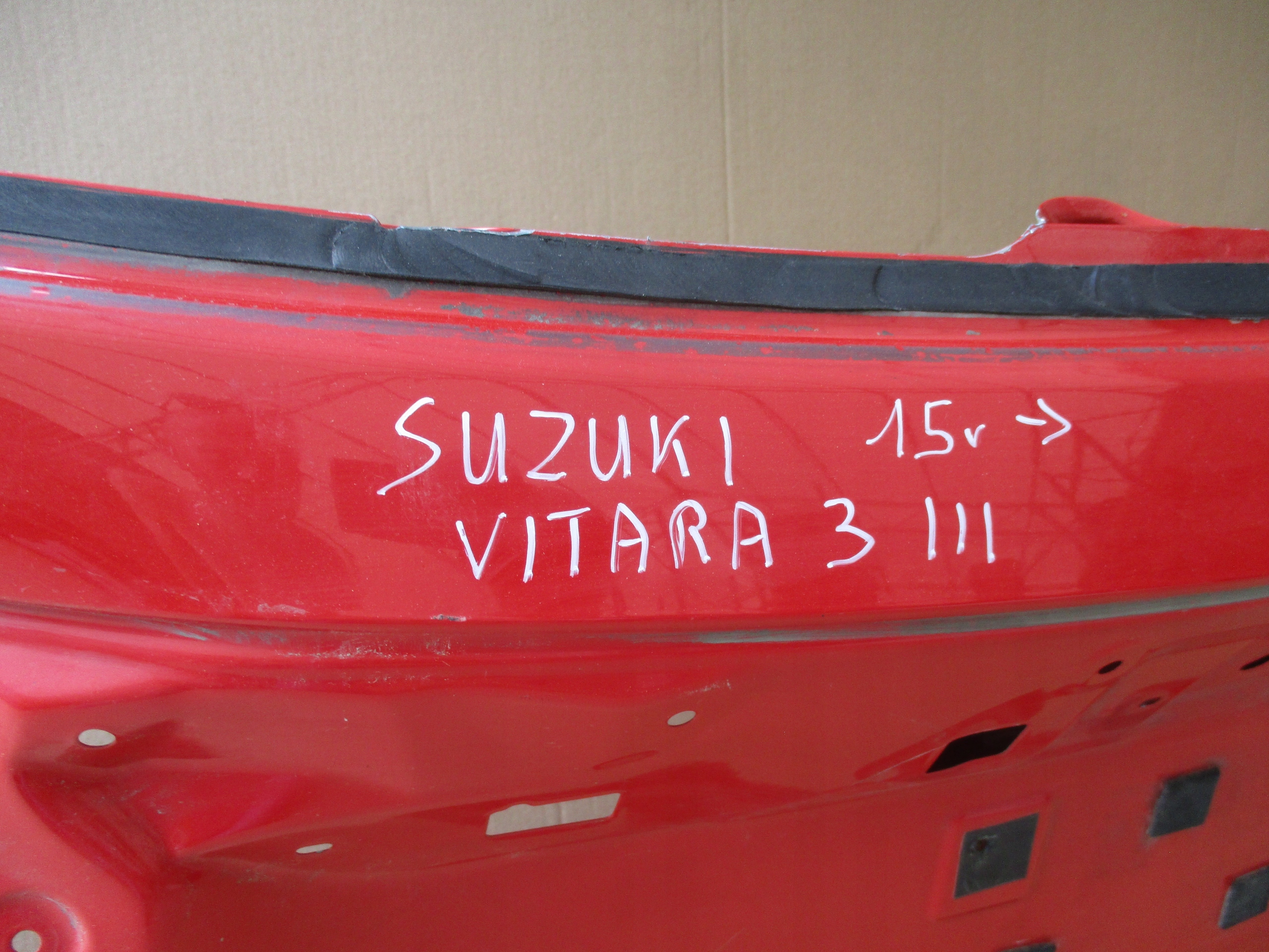 trunk door Suzuki Vitara 3 III 15r