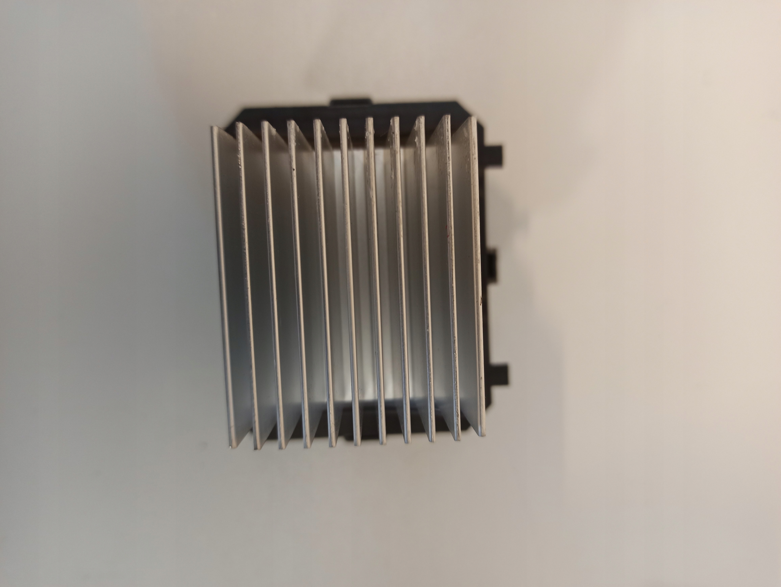 РЕЗИСТОР РЕЗИСТОР ВЕНТИЛЯТОРА УДАРИЛ III T1031332X-D