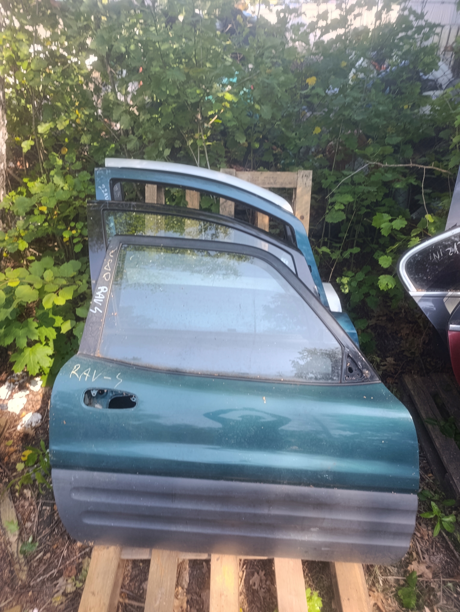 door right front right front TOYOTA RAV-4 green