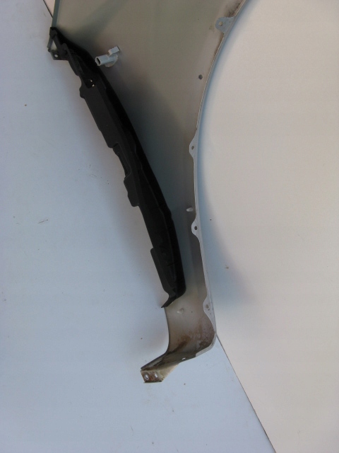 fender left front SEDICI,SUZUKI SX4 ZCC