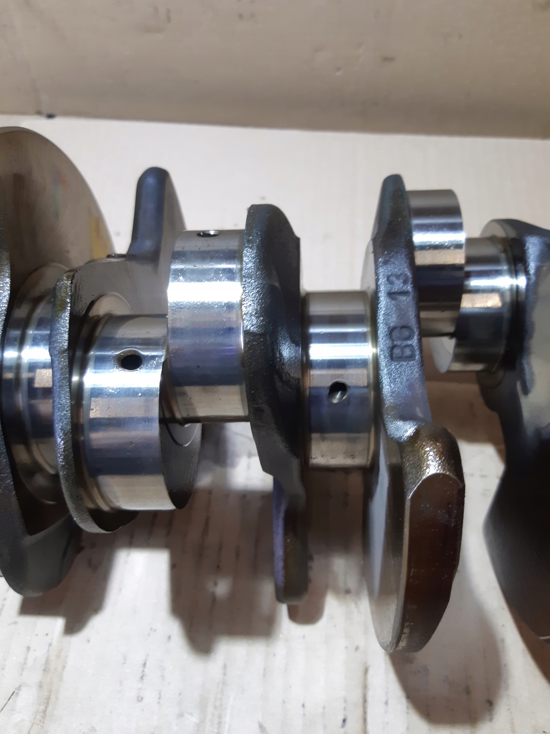 AUDI Q5 8R 3.2 FSI CAL crank 06E101R