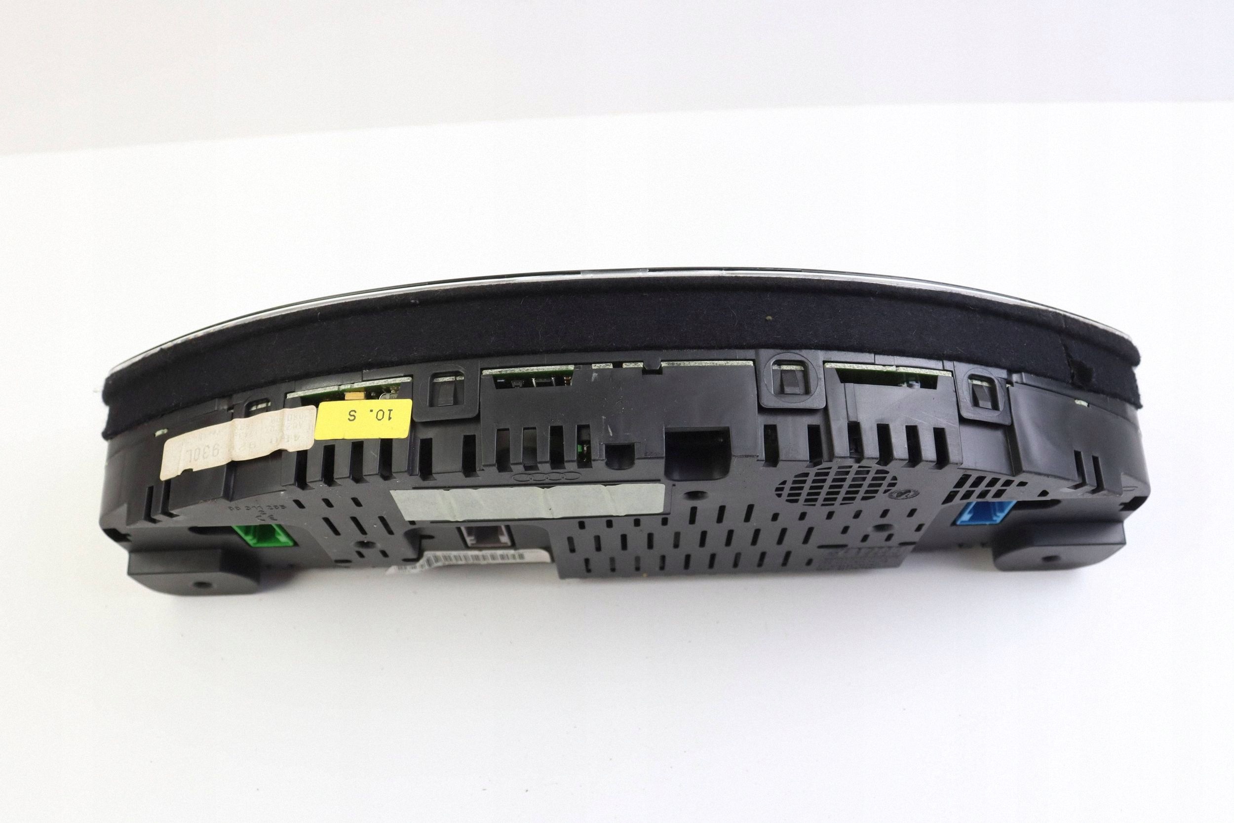 AUDI A6 C5 dials dials PREDKOSCIOMIERZ 2.8 V6 4B0920930L EUROPA