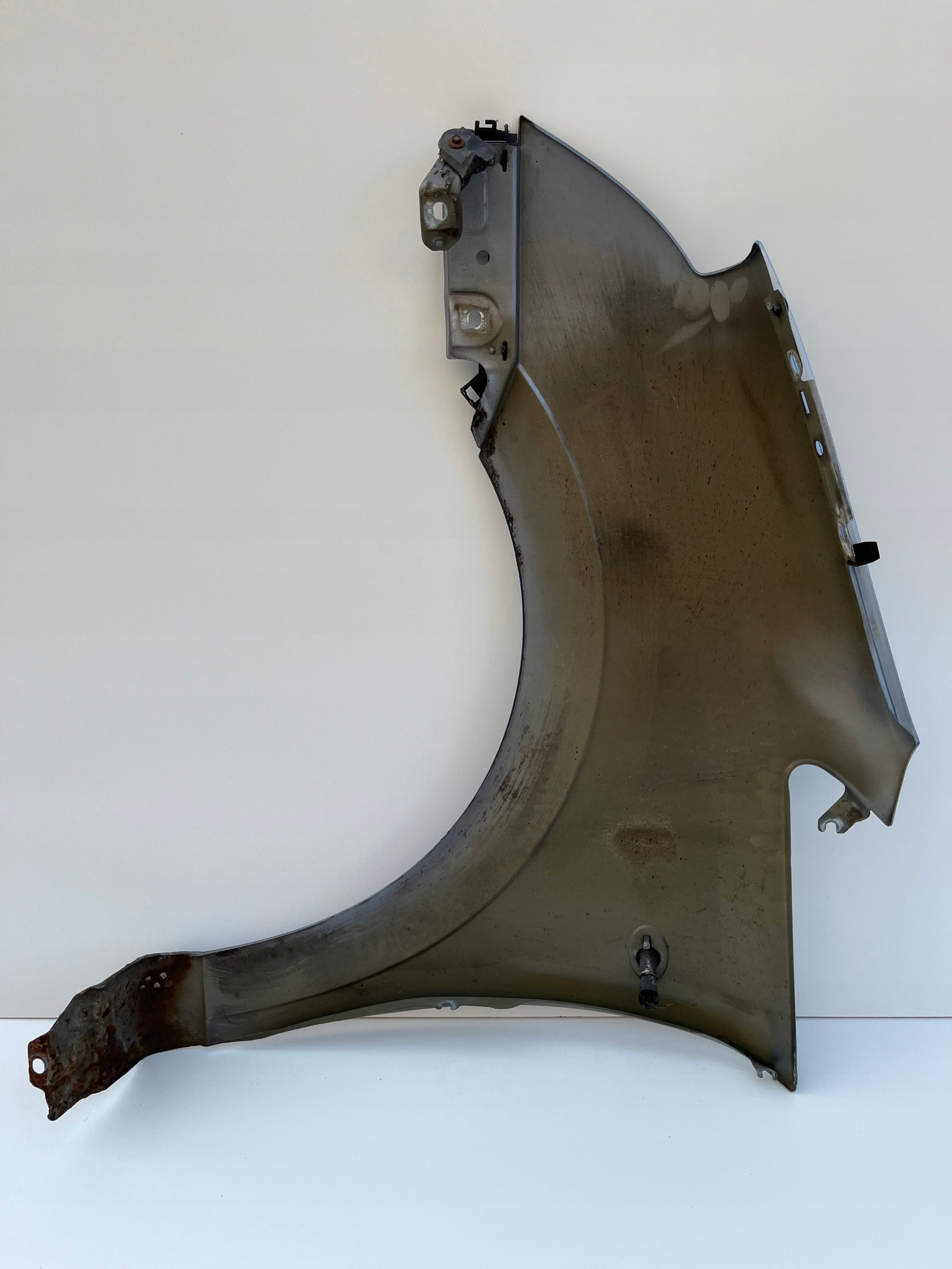 fender right front Opel MERIVA A Z163 03-10r.