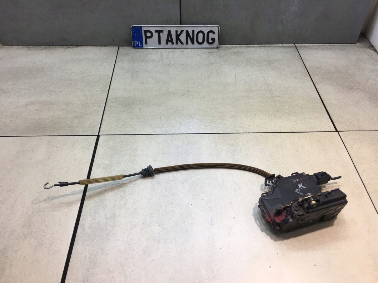 lock door right rear part SEAT LEON and 6 PIN