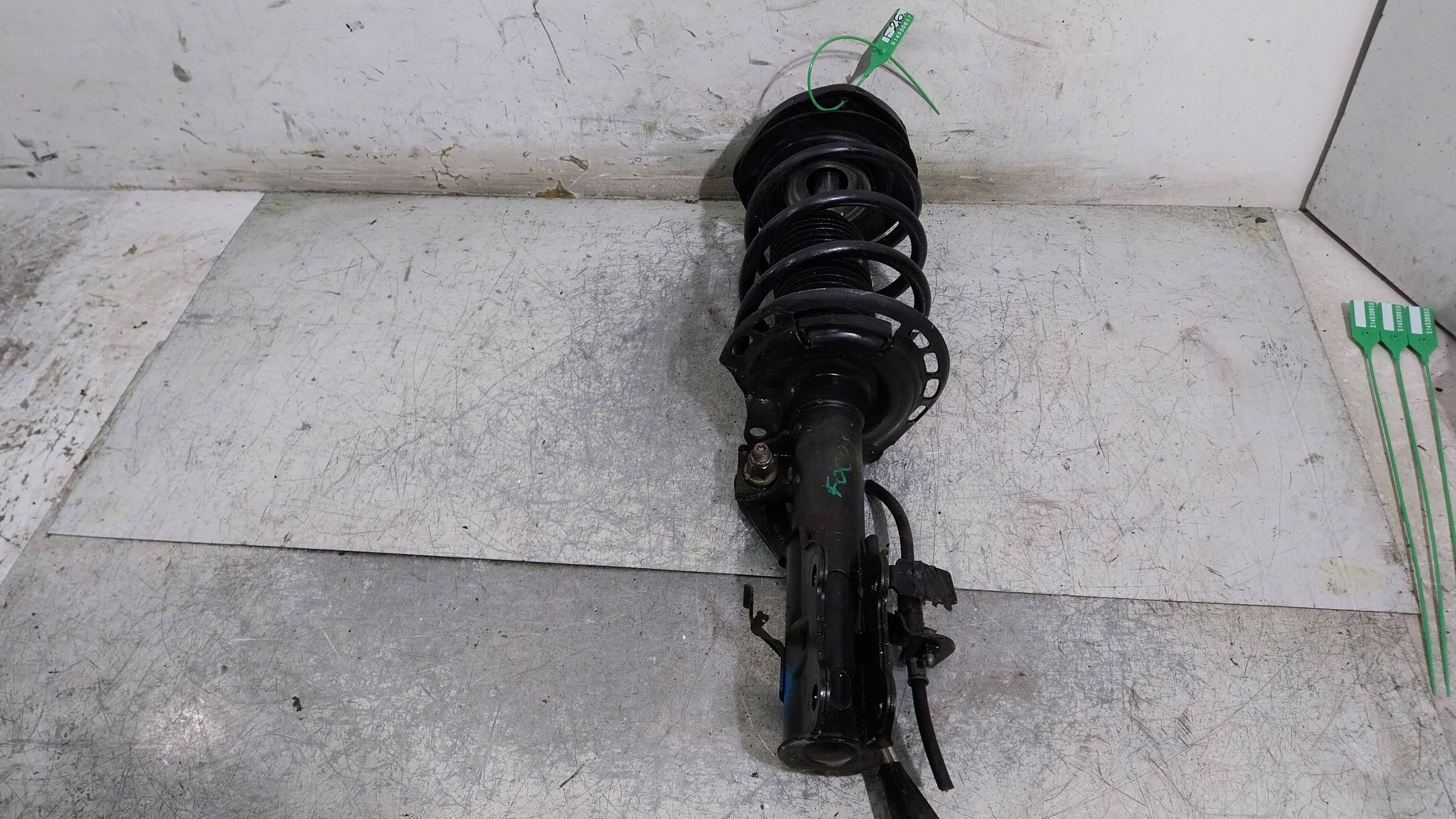 shock absorber right front JX61-18045-ELF FORD FOCUS MK4