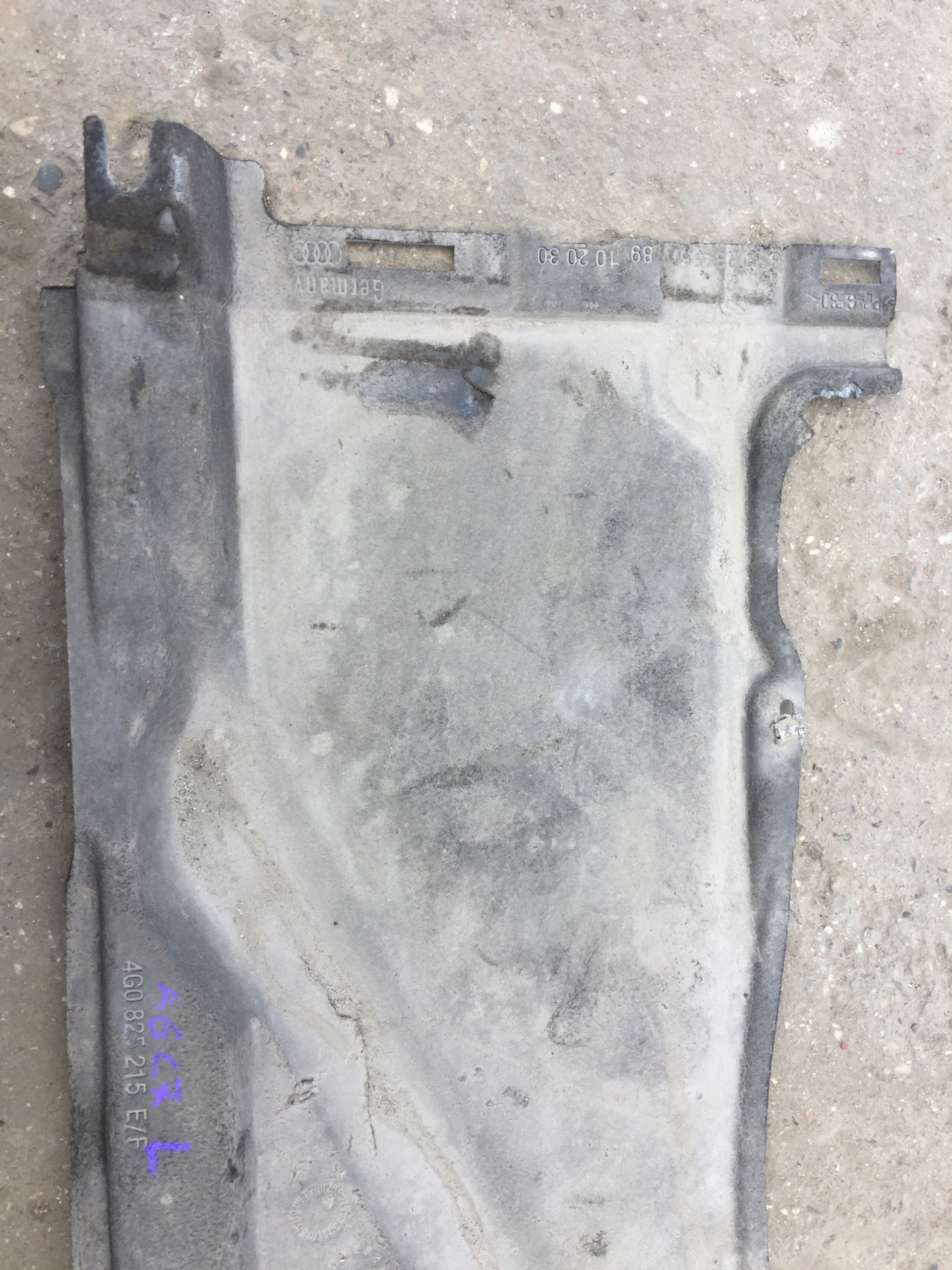 AUDI A6 C7 cover cover chassis left 4G0825215E