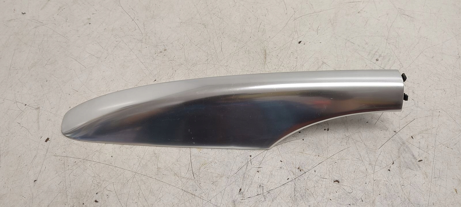 spoiler relingu right rear part chrom VW Golf VI kombi