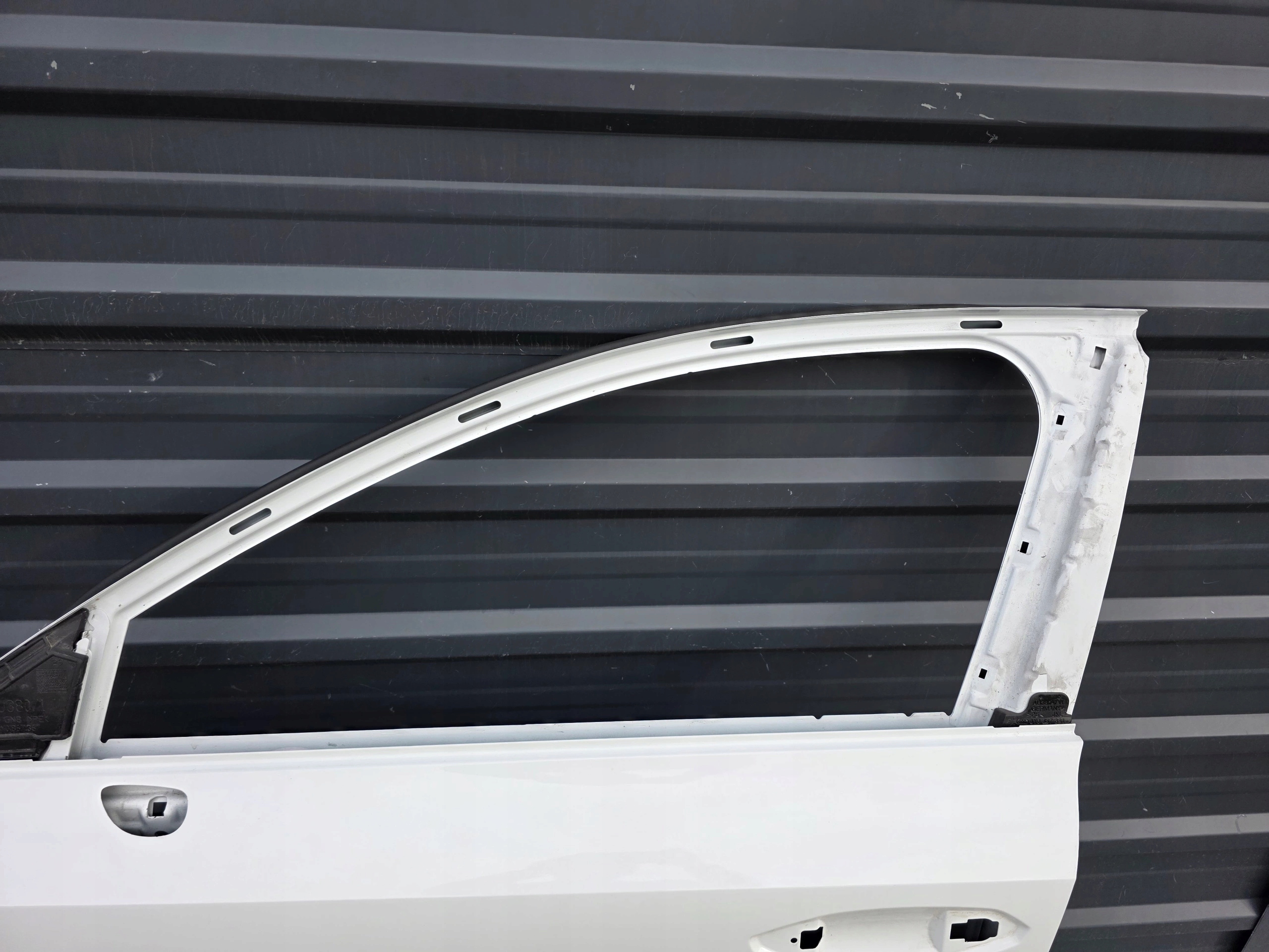 door left front AUDI A3 8Y 8Y4 SPORTBACK LY9L original !!!
