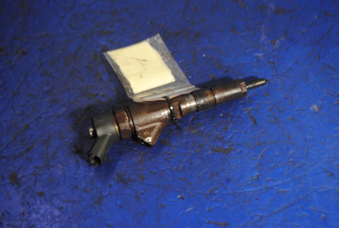 CITROEN XSARA PICASSO WTRYSKIWACZ 9637536080