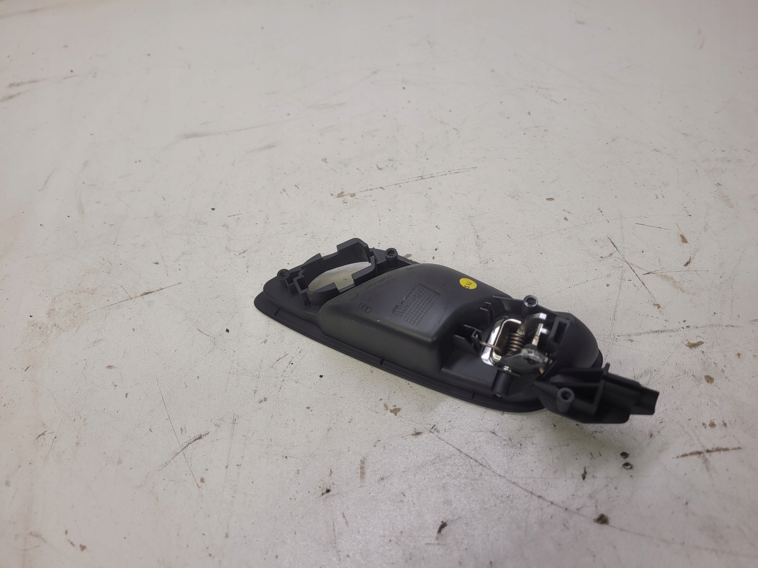 handle inner left front AUDI TT 8J 8J1837019