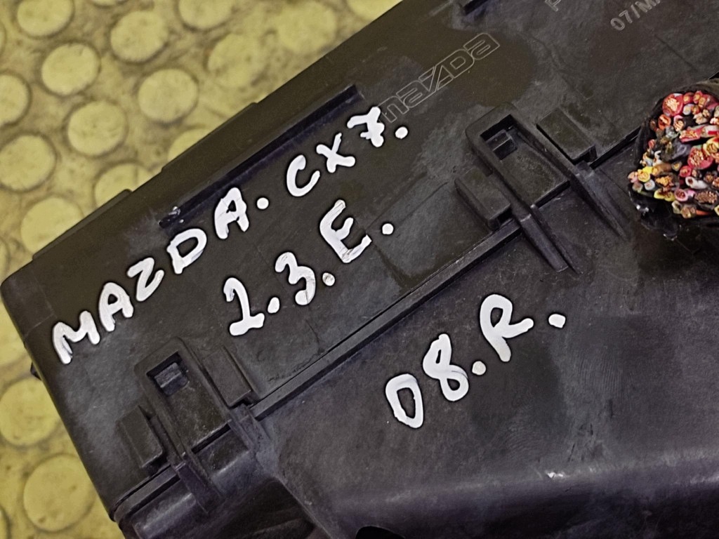 MAZDA CX-7 2.3 fuse box BP4K66765