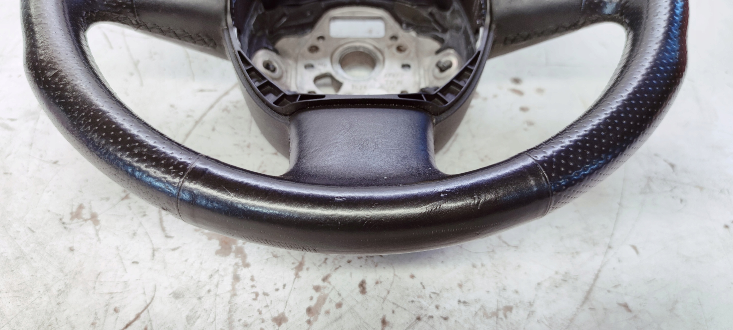 steering wheel, leather AUDI A3 8P A4 A6 8P0419091AA SKR *8*