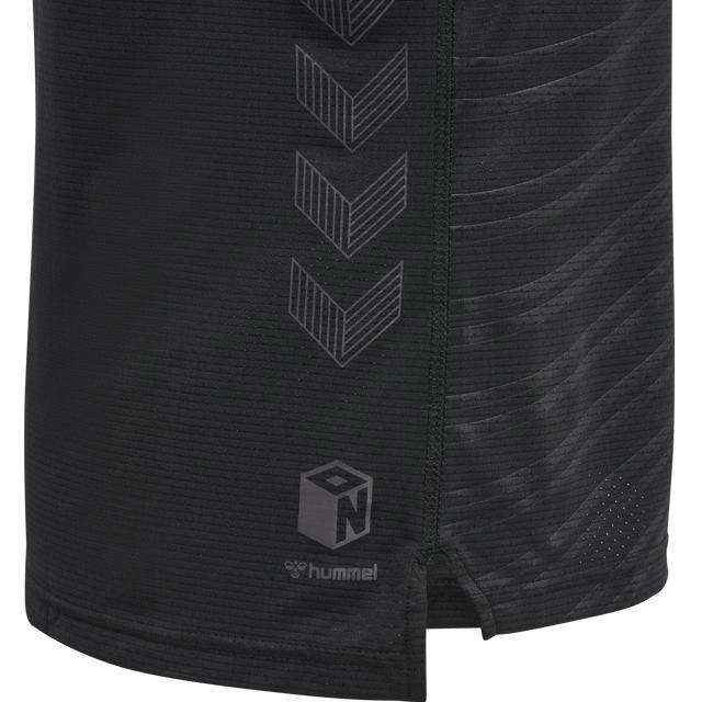 HUMMEL CZARNA KOSZULKA TRENINGOWA LOGO WIA HMR__XL Materiał dominujący poliester