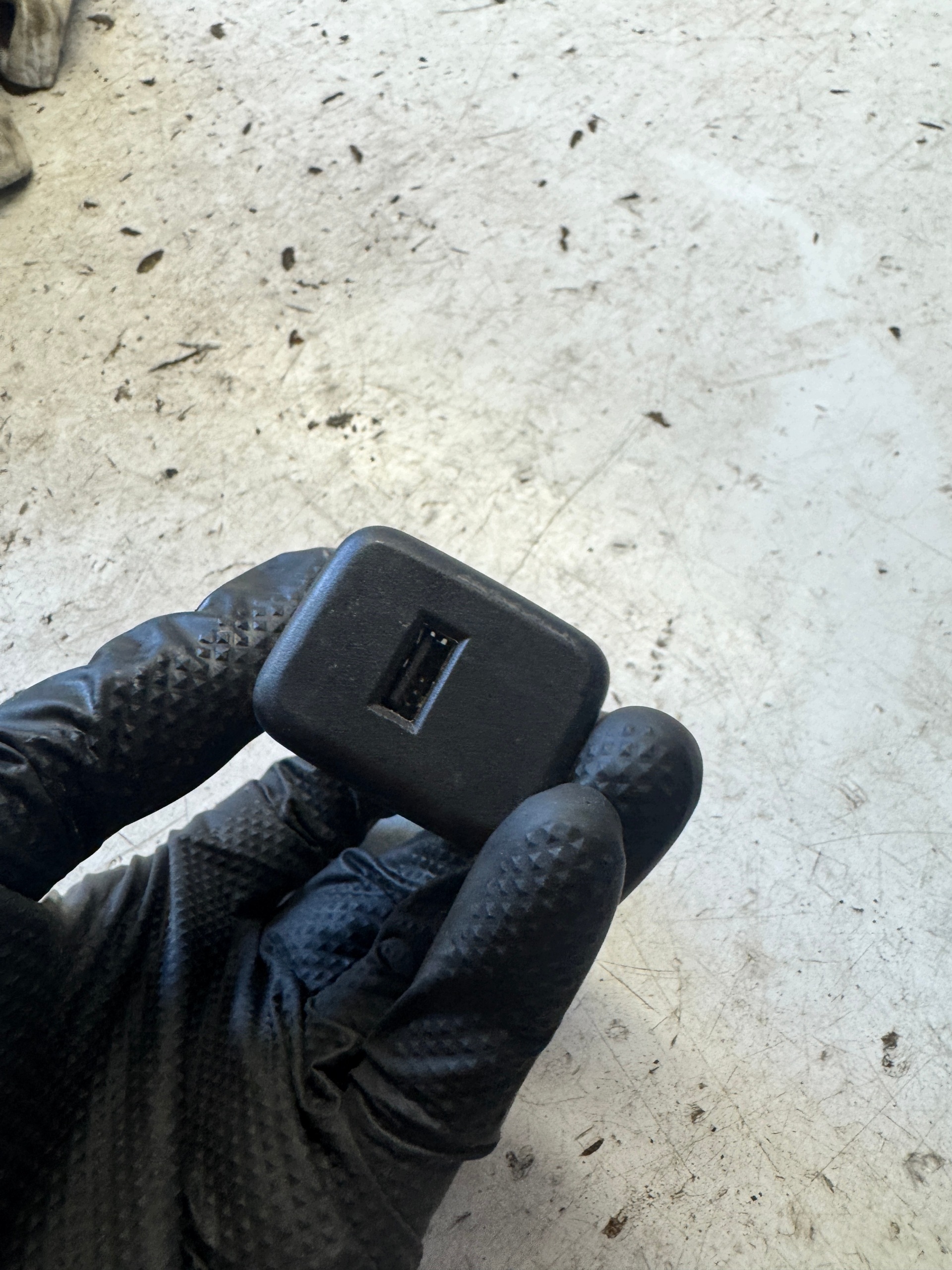 OPEL CORSA E adattatore USB 13519246