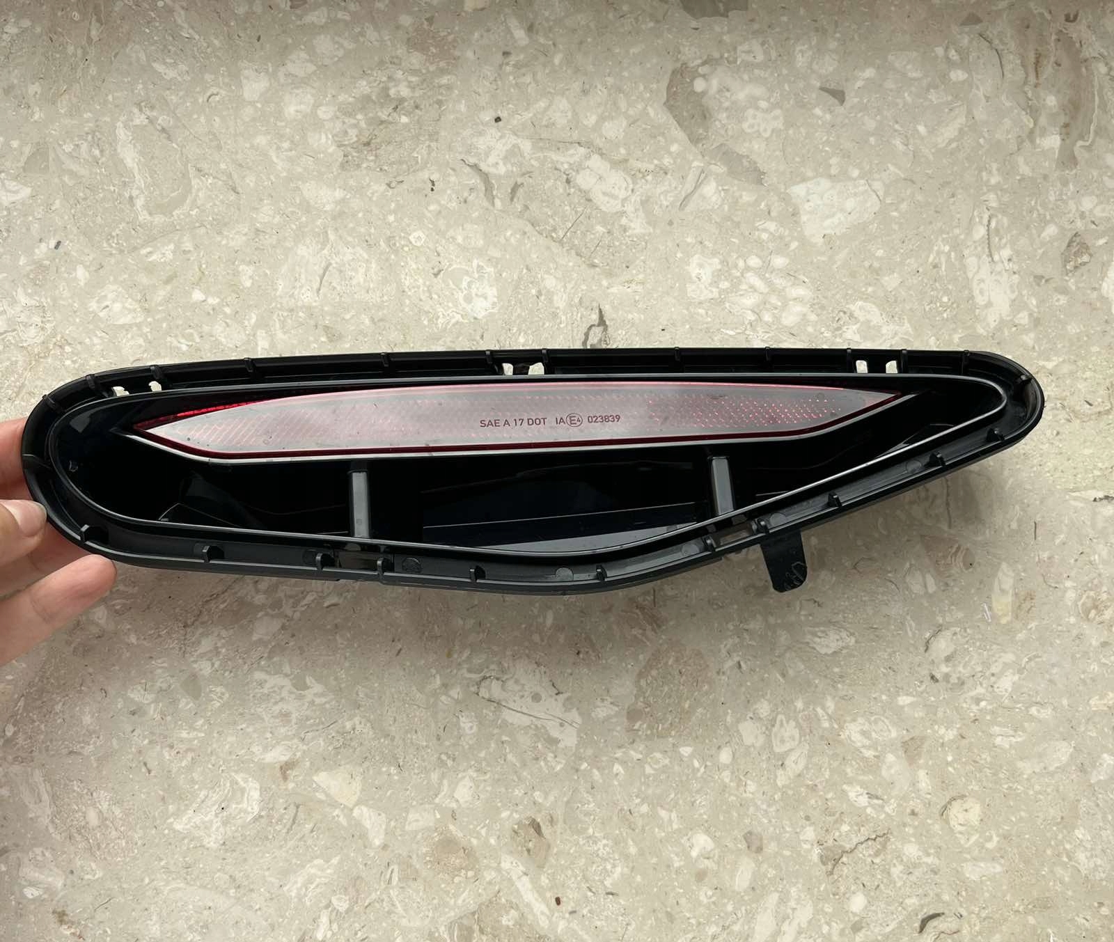 BMW Z4 G29 m-packet holder ODBLASK right rear part 8090050