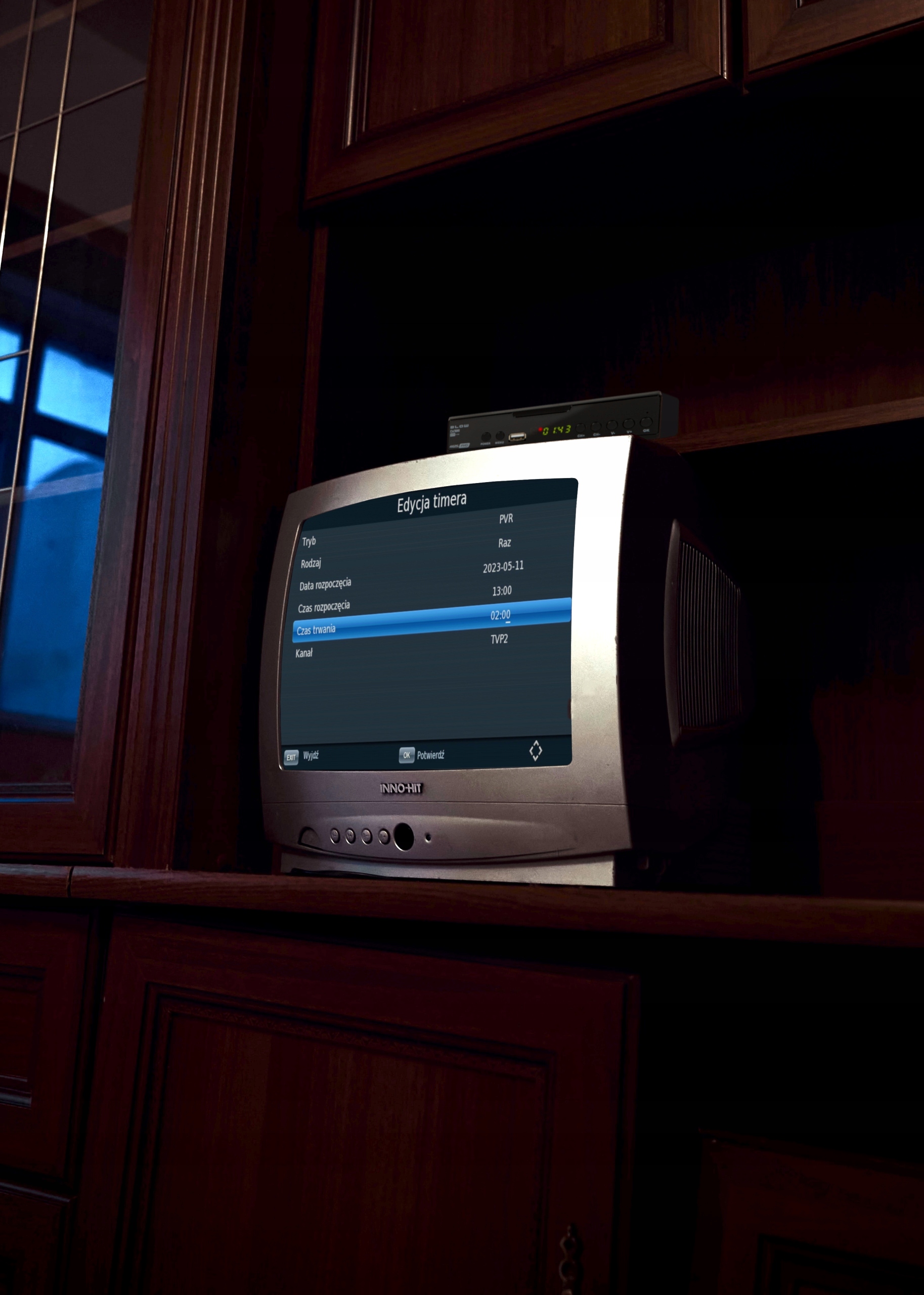 Tuner dekoder TV DVB-T DVB-T2 H.265 USB HDMI WiFi Waga produktu 0.15 kg