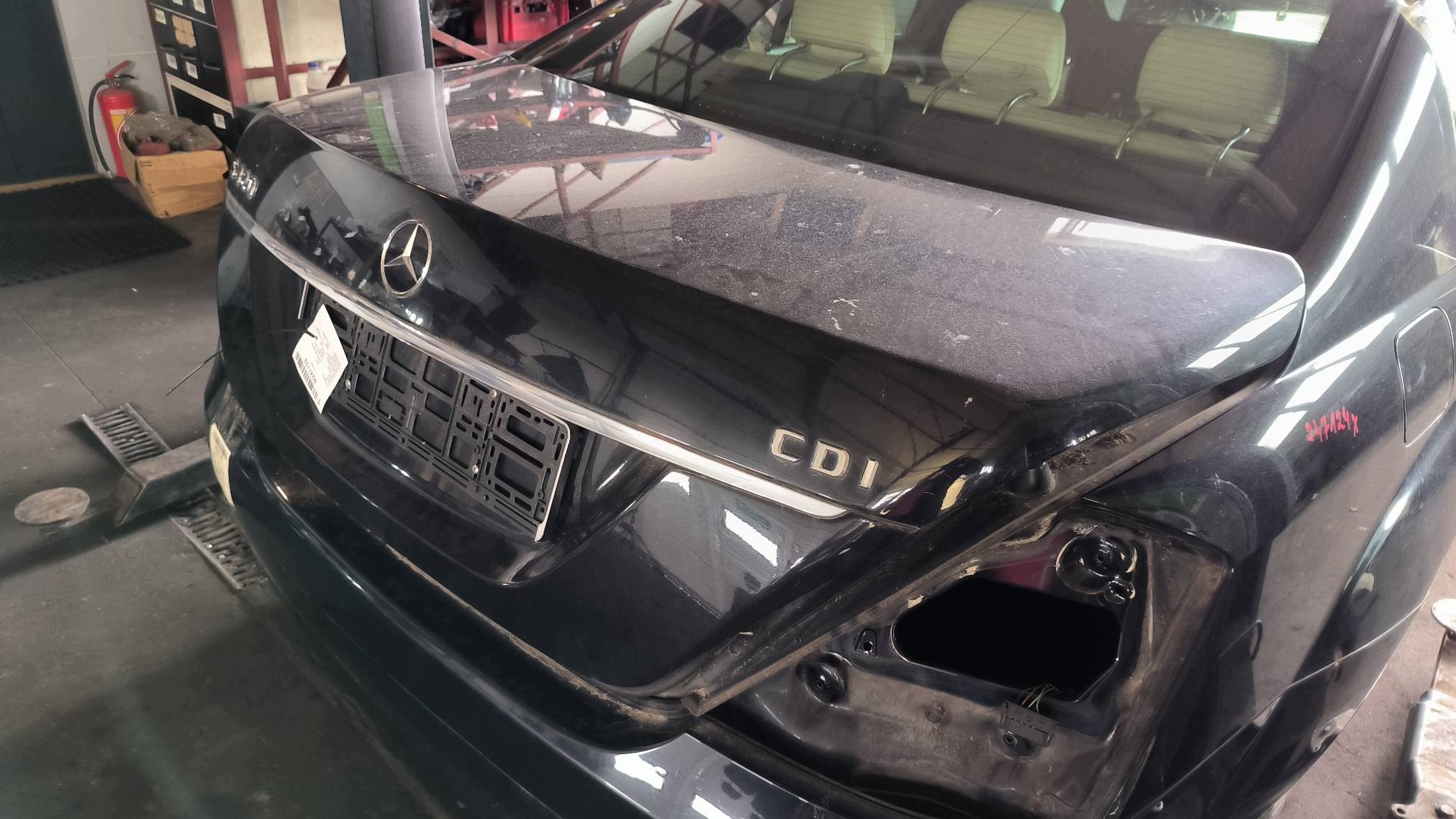 trunk door boot 197U Mercedes-BENZ S-KLASA W221