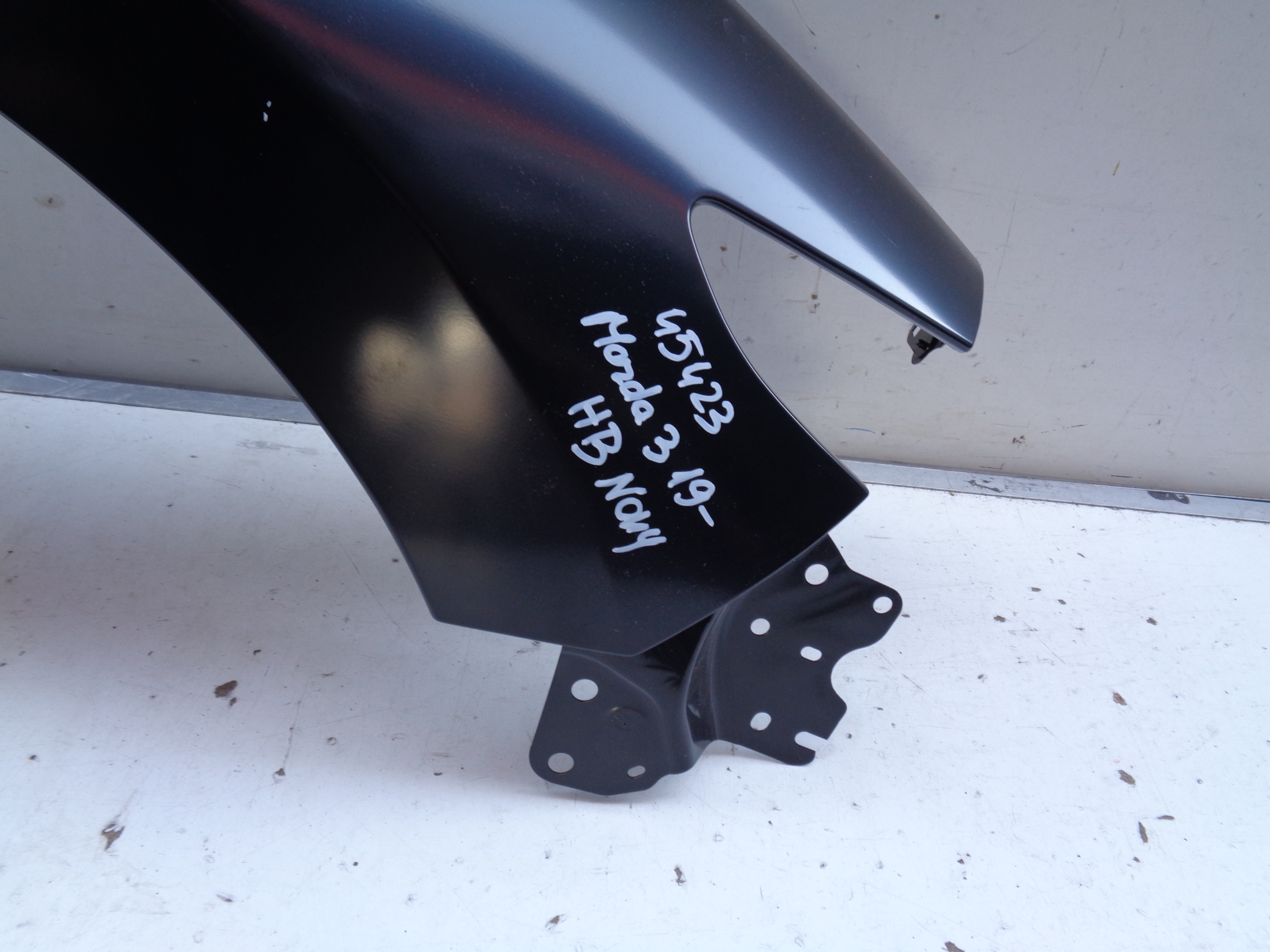 NO-WY-- fender right front MAZDA 3 19- HB NR 45423