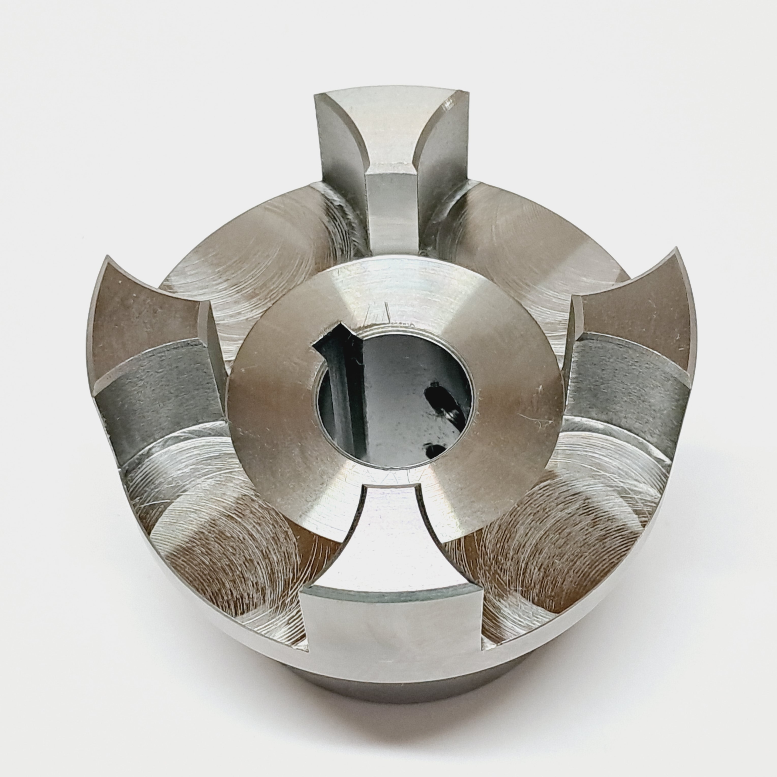 Spojka o průměru 80 mm s otvorem fi24 w6 polovina fi80 L114