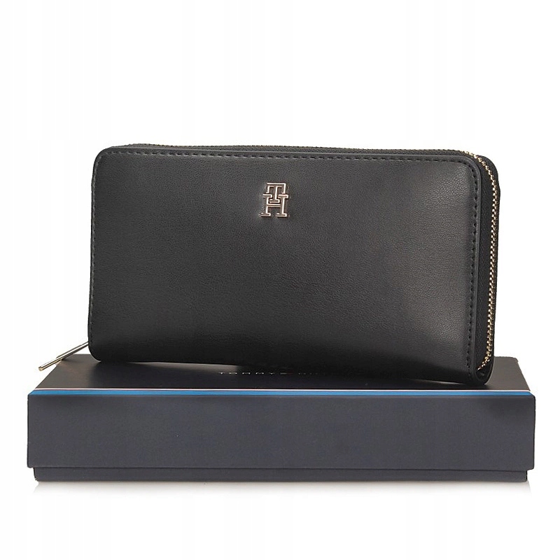 Černá klasická dámská peněženka Tommy Hilfiger AW0AW17744 Bds