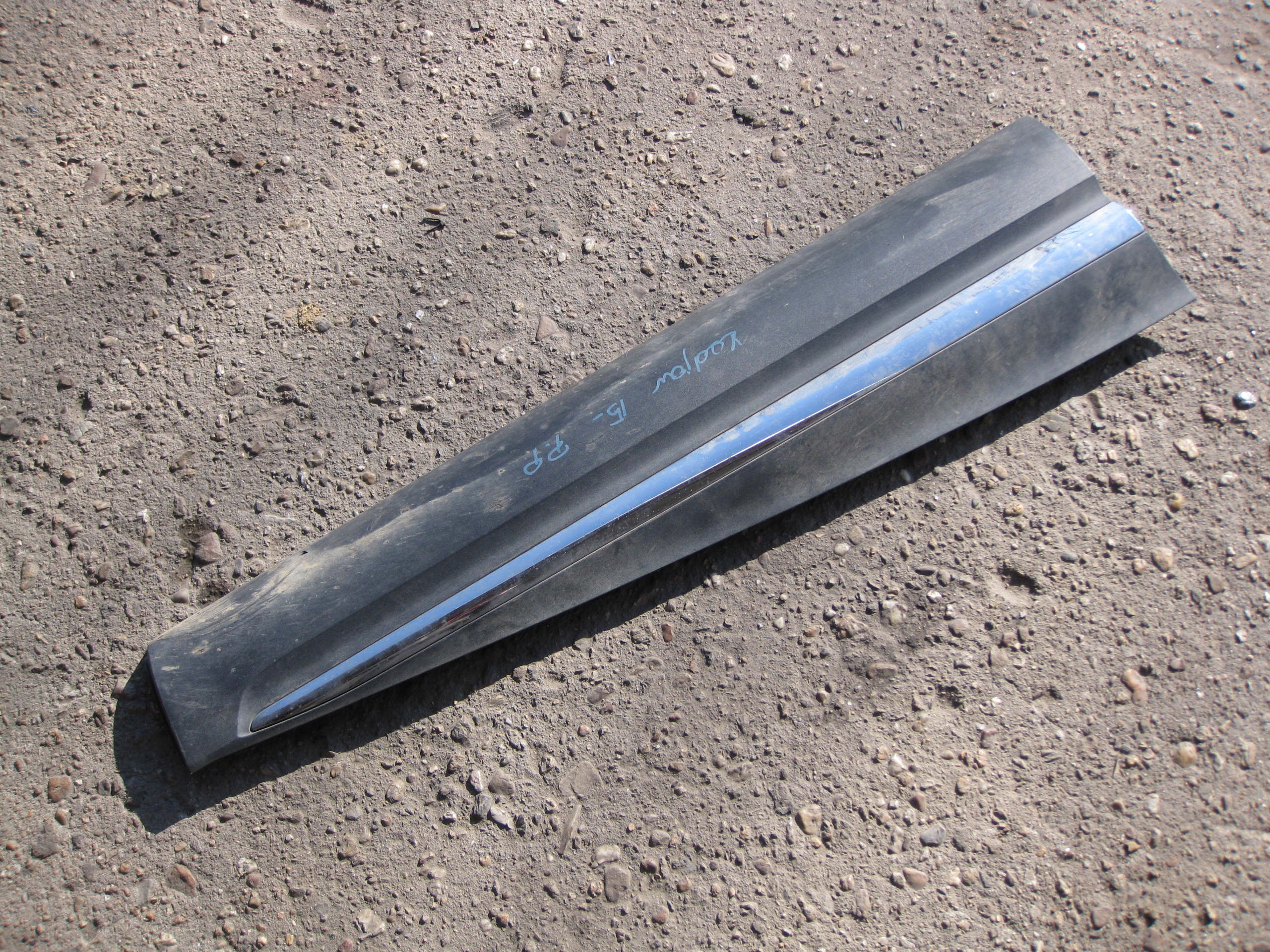 RENAULT KADJAR 1.6 DCI 15R moulding door right front 801863858R