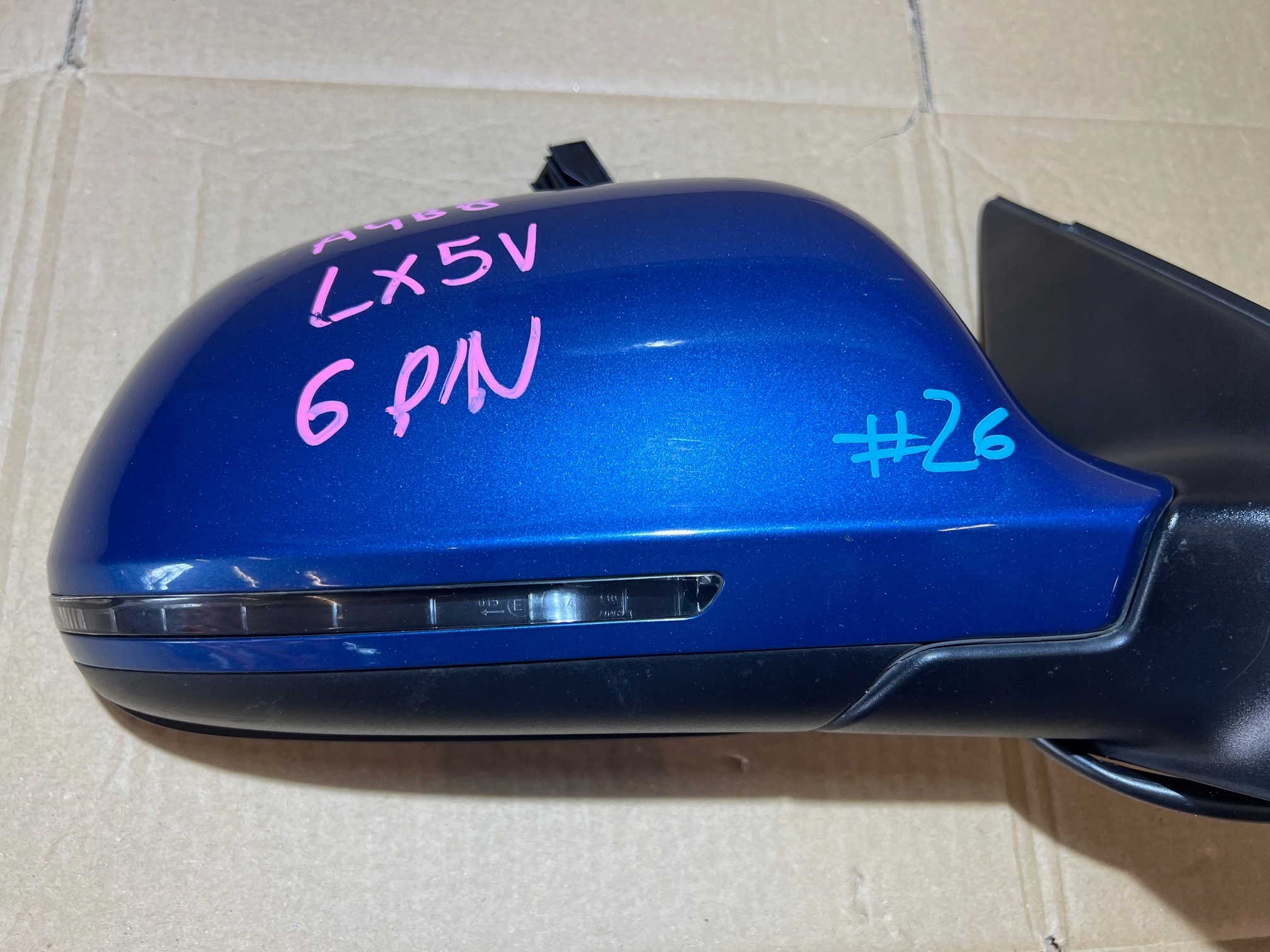 AUDI A4 B8 mirror right 6 PIN LX5V