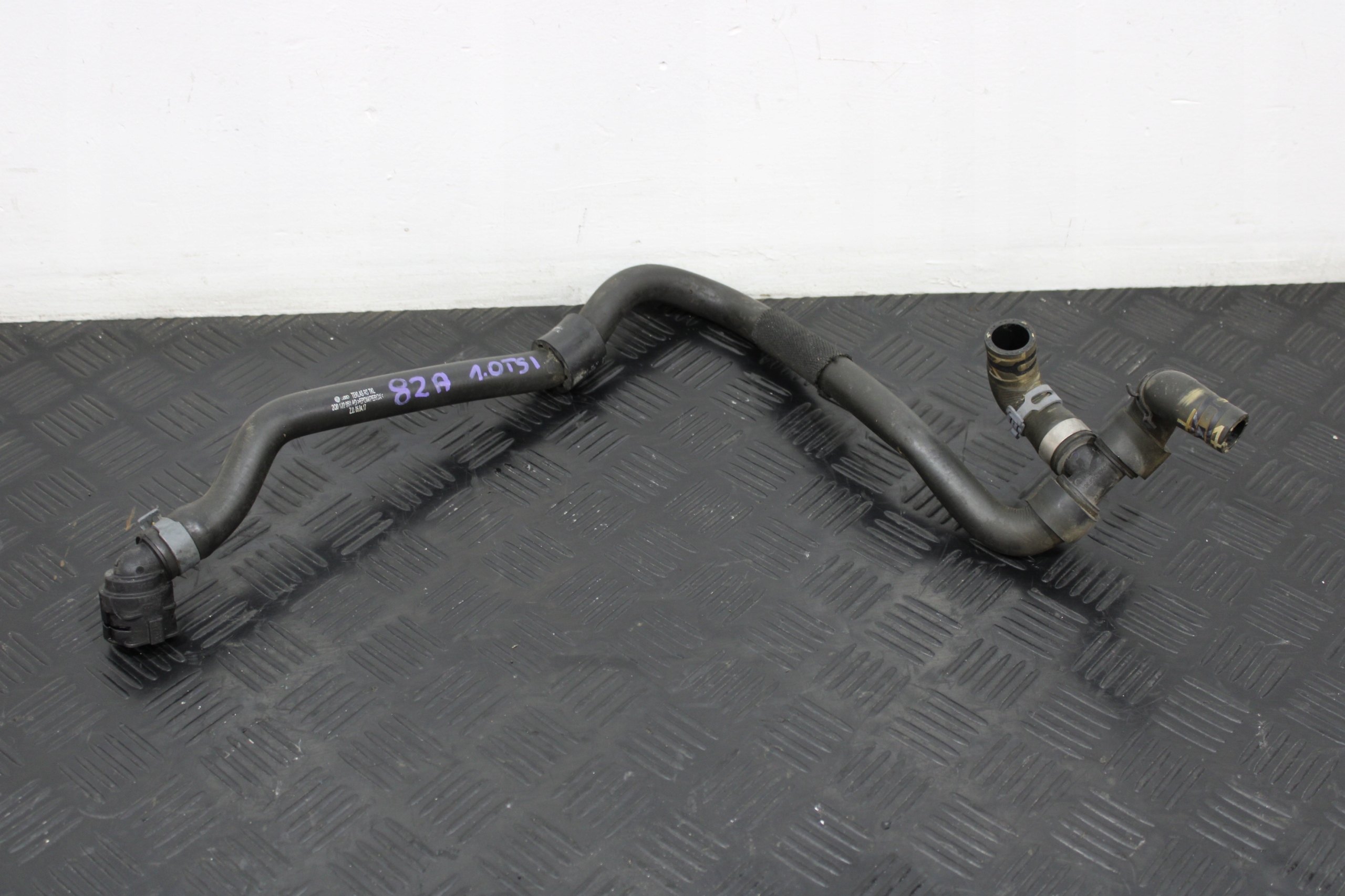 crijevo prijenos vode 2Q0122051AD AUDI A1 II 82A
