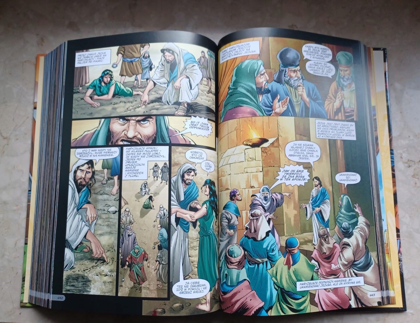 Biblia Komiks - Rysownik Marvela - 50 mln sprzedanych egzempl. - NA PREZENT Wydawnictwo Wydawnictwo M