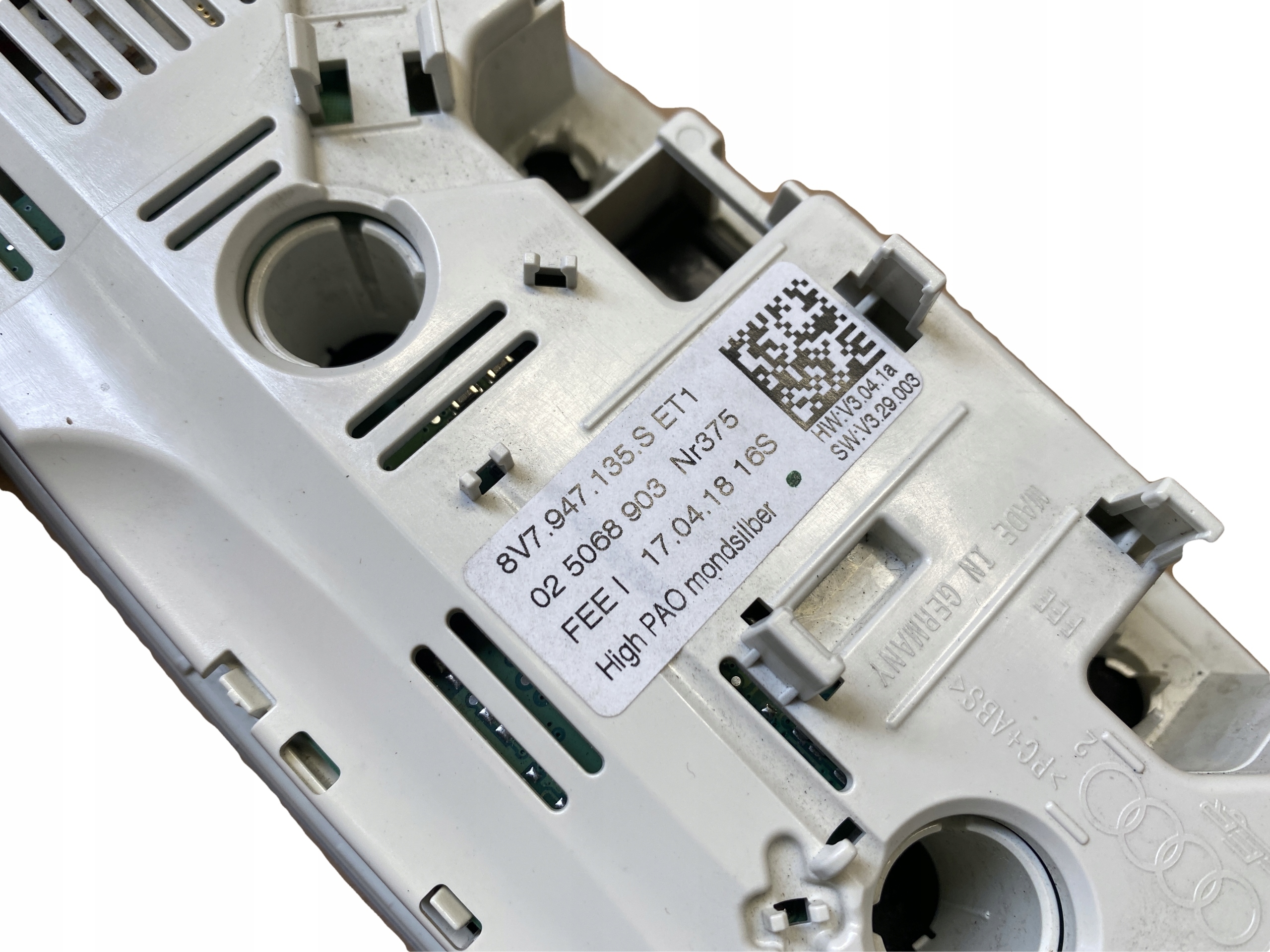 Audi R8 лампочка led 8V7947135S