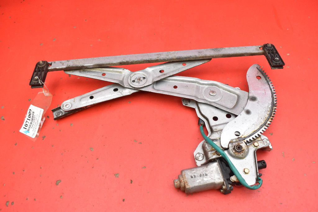 window regulator left front EU XH504P0 KIA CARENS 2 II 02-06