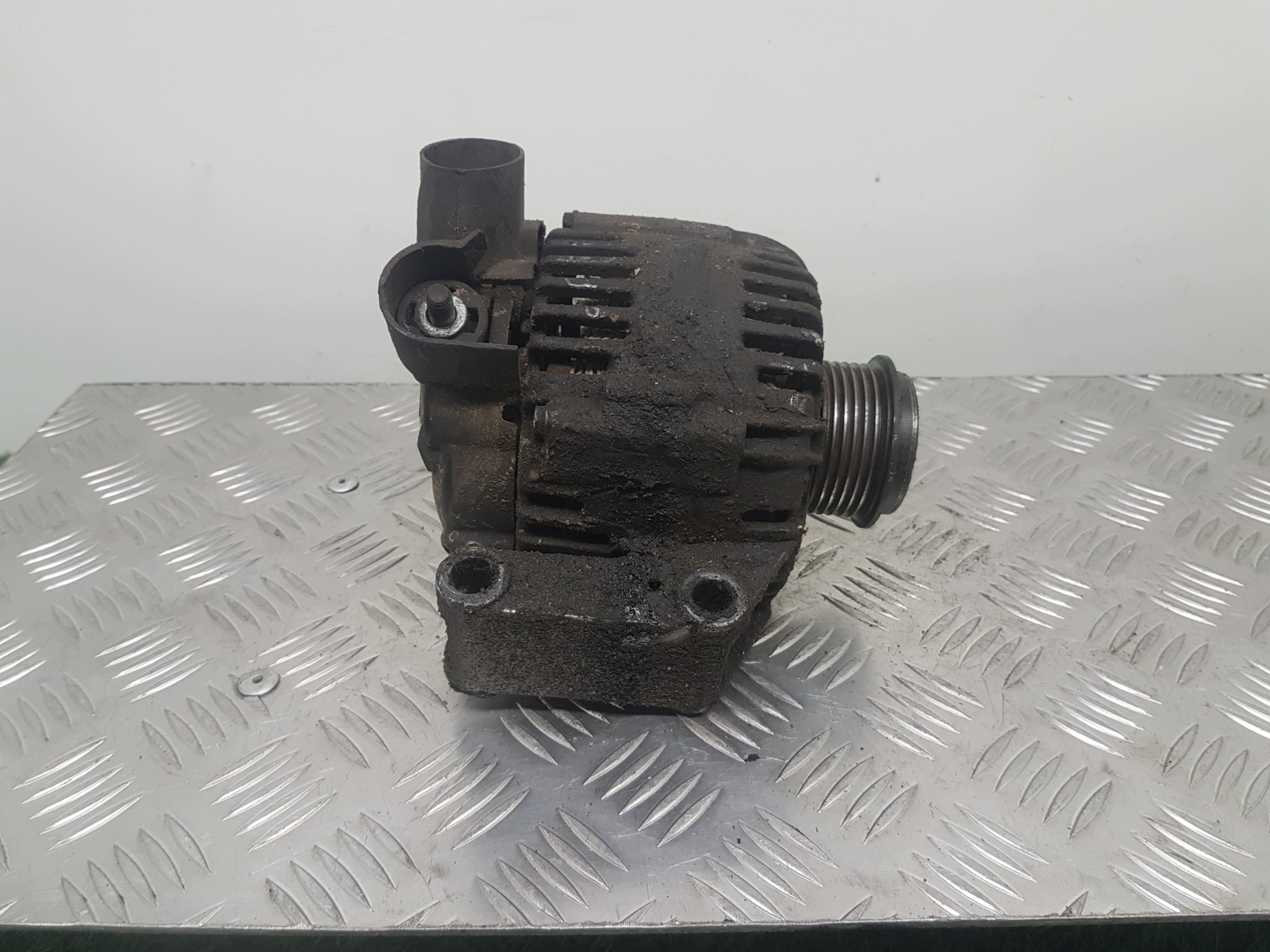 alternator FORD MONDEO MK 3 3S7T-10300-AA
